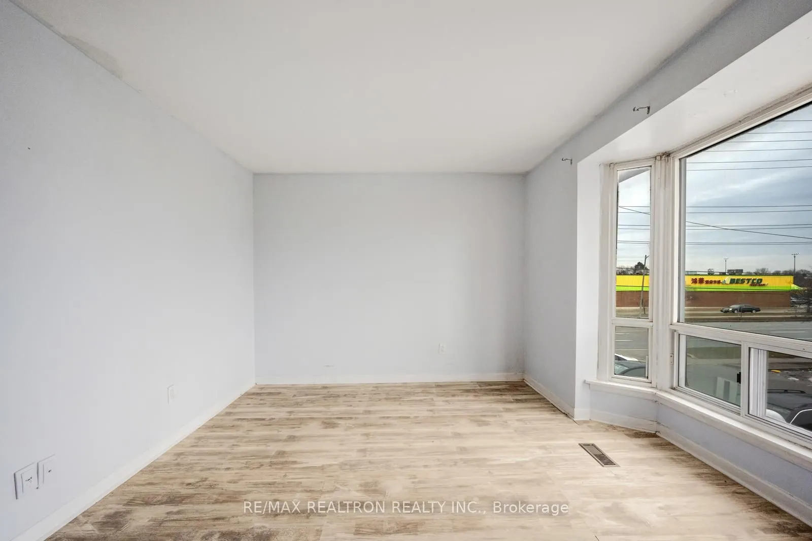 250 John Garland Boulevard #106