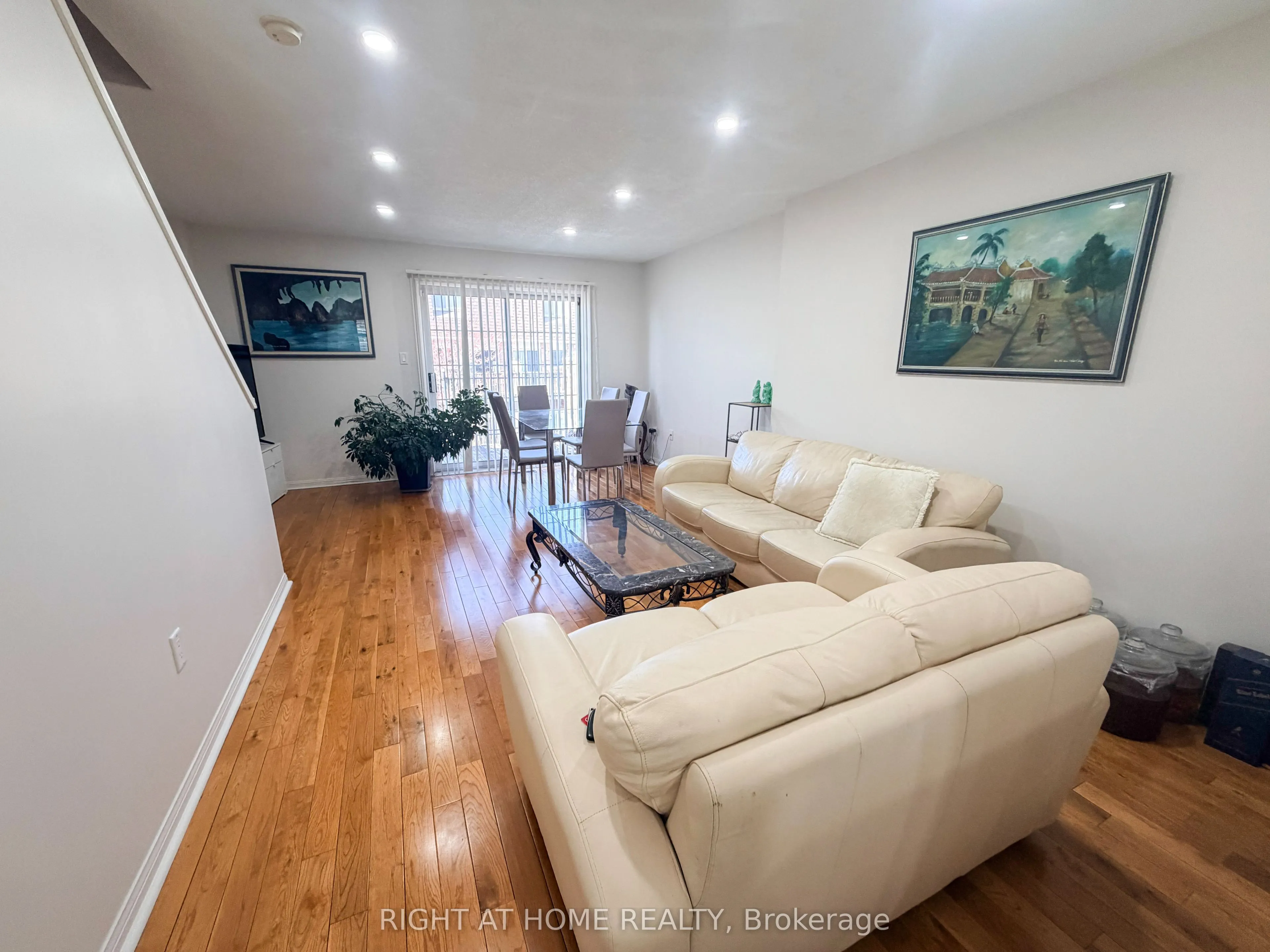1525 South Parade Court #28