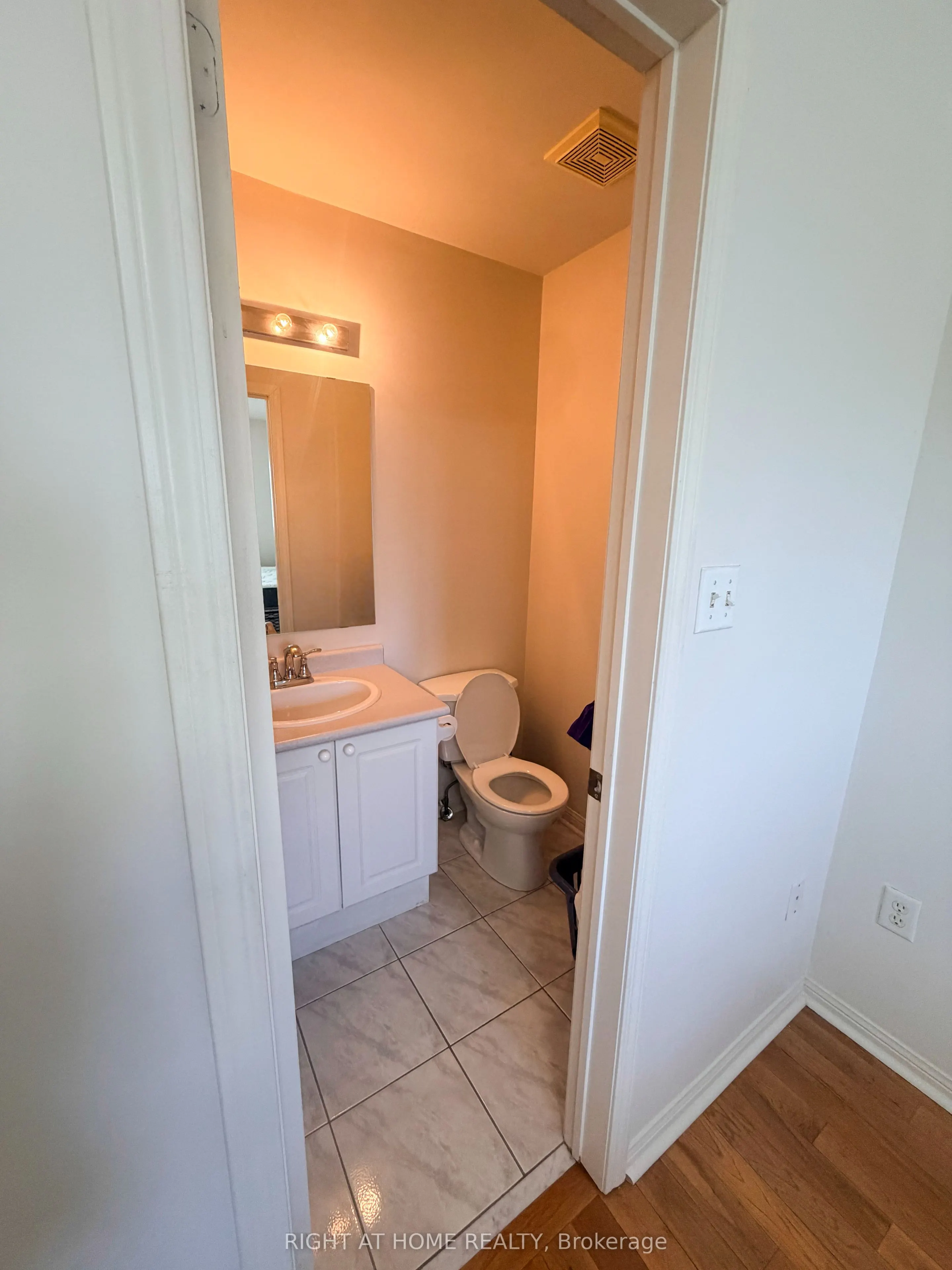 1525 South Parade Court #28