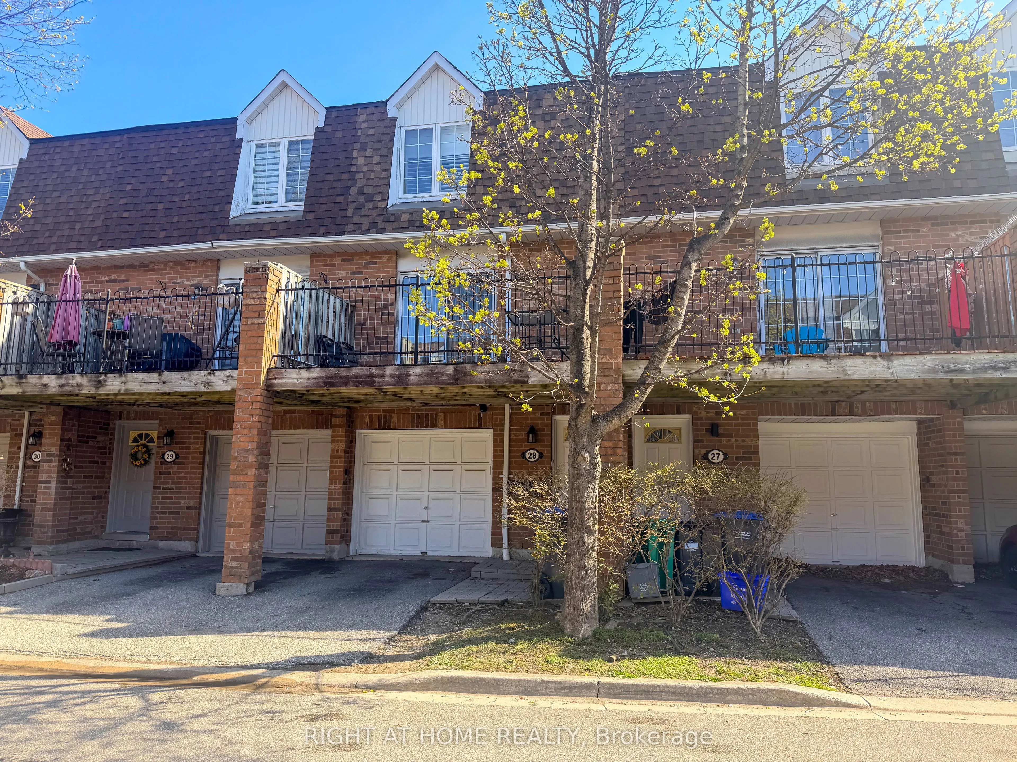 1525 South Parade Court #28