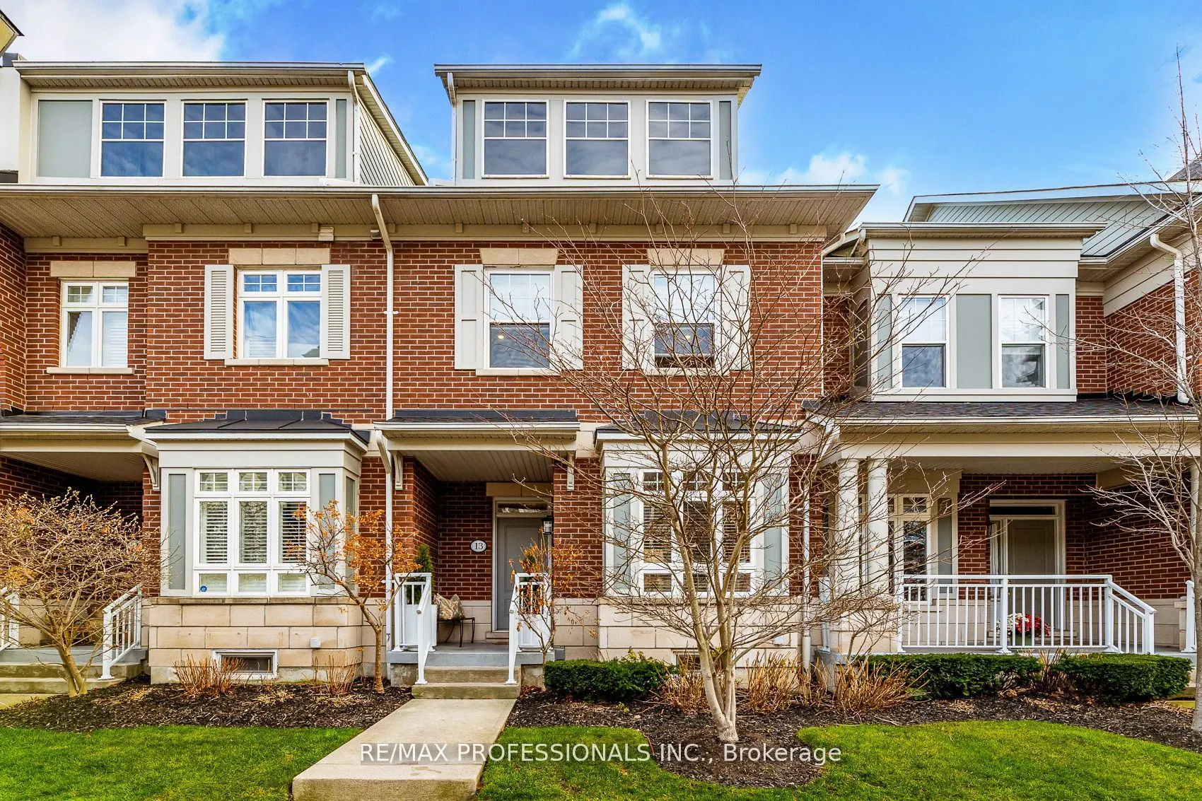13 Compass Way #13