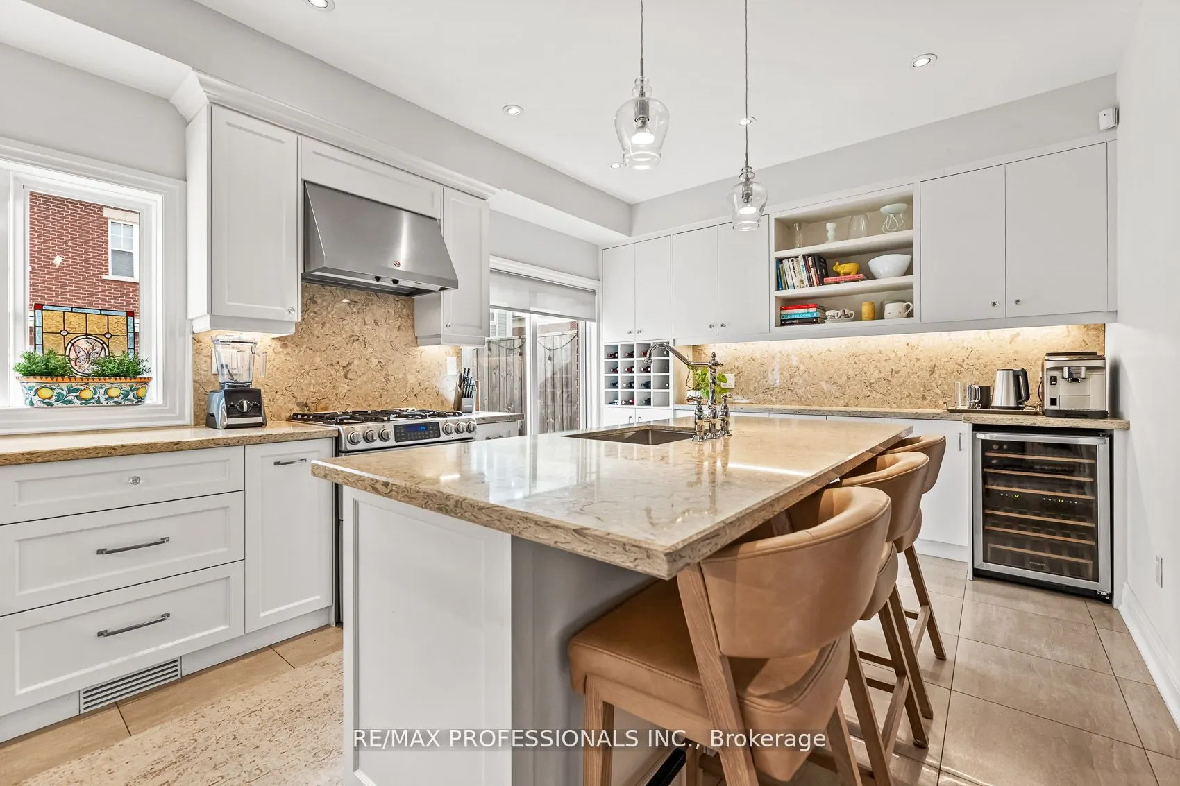 13 Compass Way #13