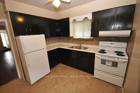 86 Ash Crescent