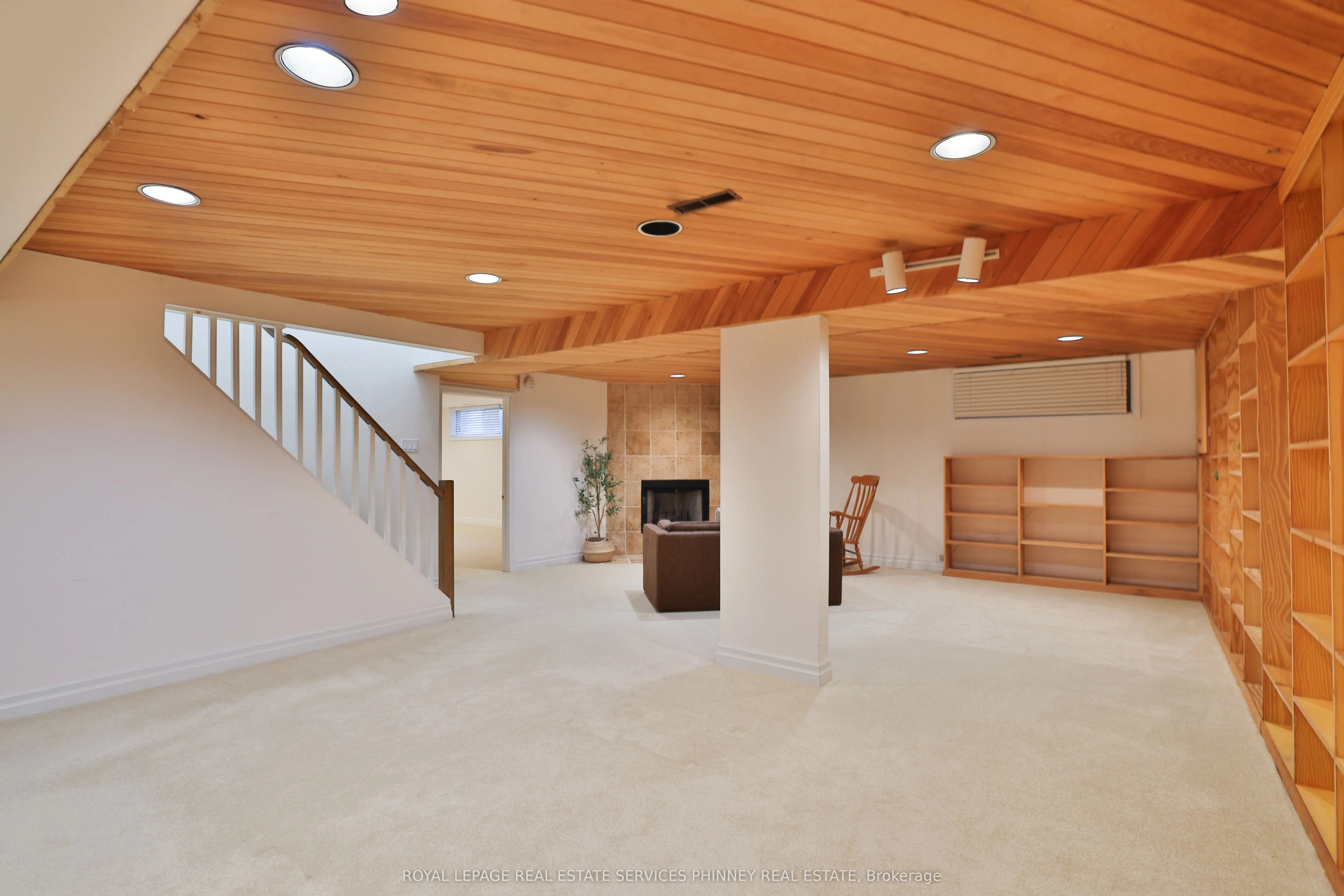 1066 Stockwell Avenue