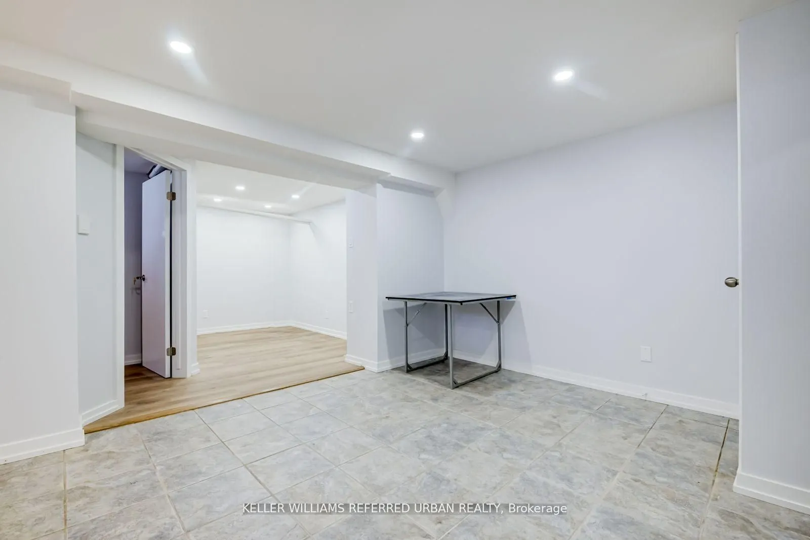 2556 Lake Shore Boulevard W #Lower