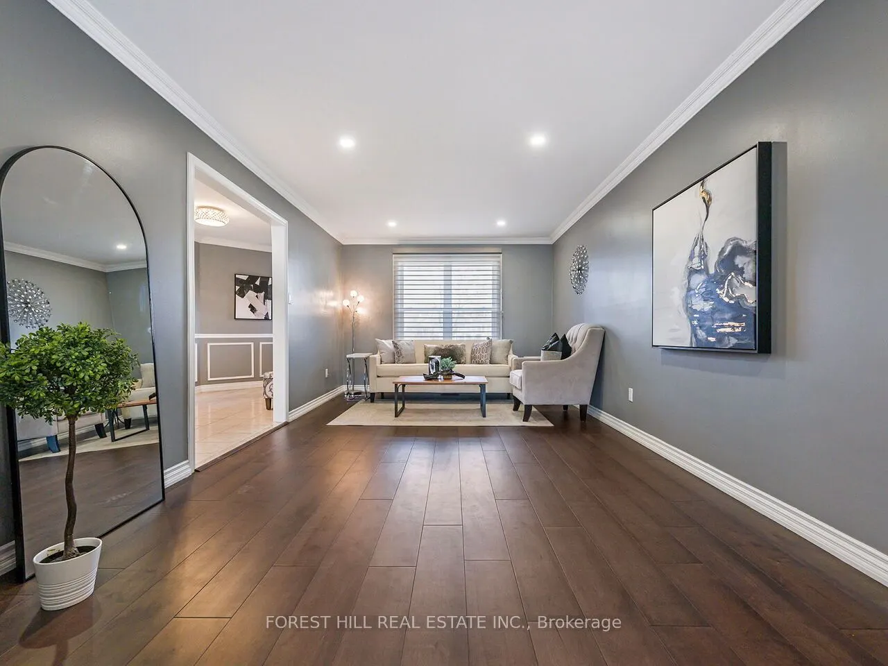 4174 Rossland Crescent