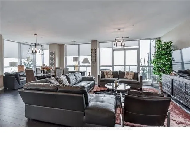 55 Eglinton Avenue W #2402