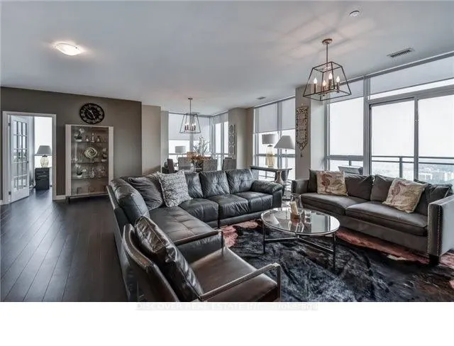 55 Eglinton Avenue W #2402