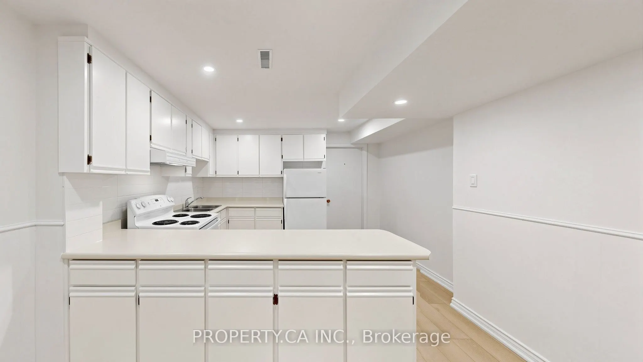 1469 Brentano Boulevard