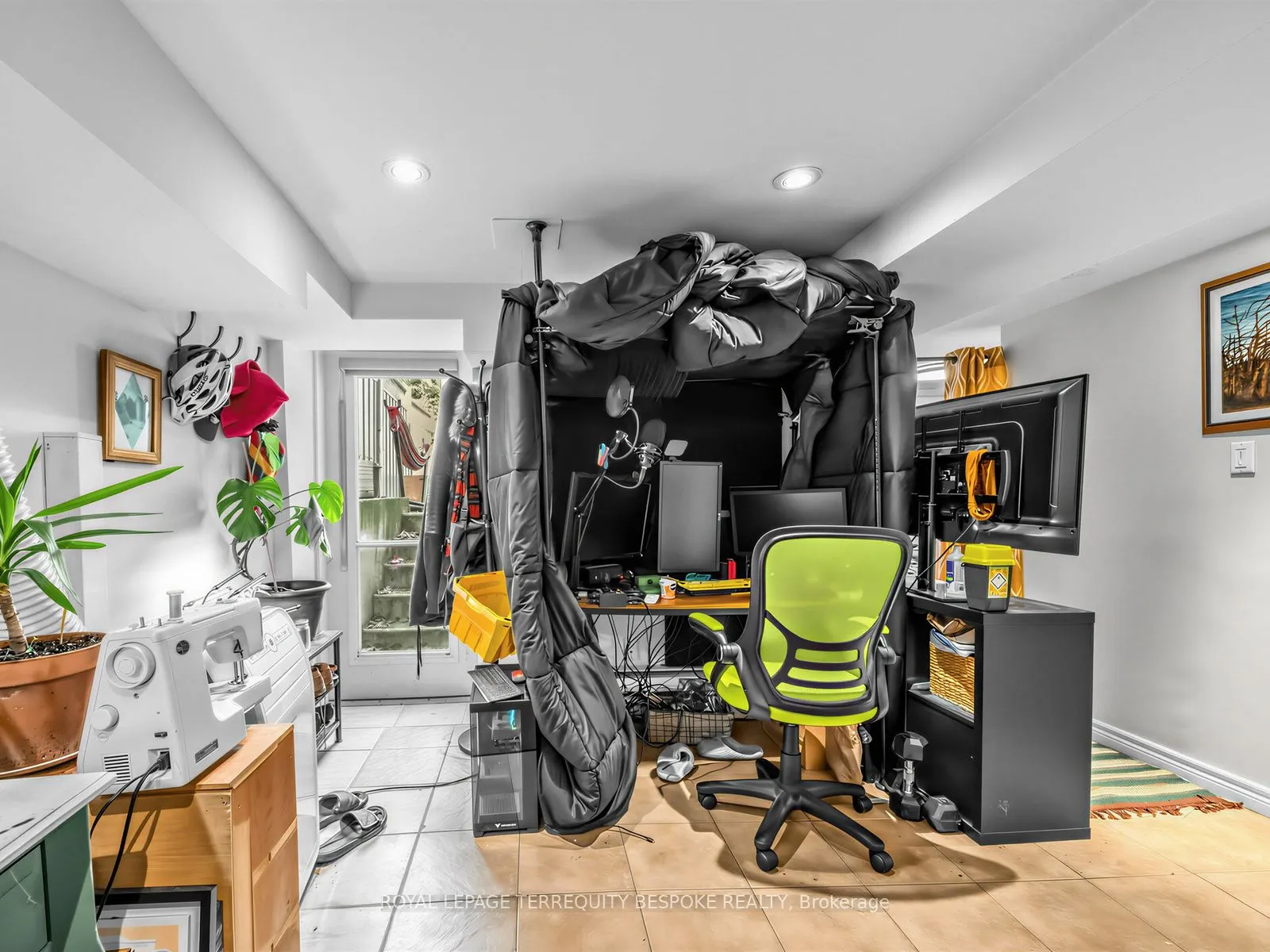 505 Parkside Drive