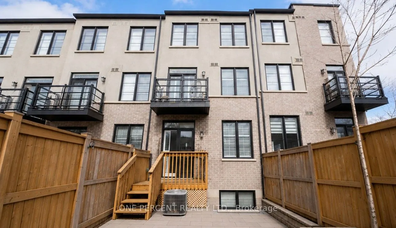 656 Tupelo Court