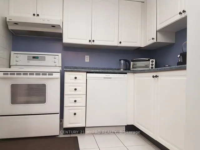 145 Hillcrest Avenue #1108