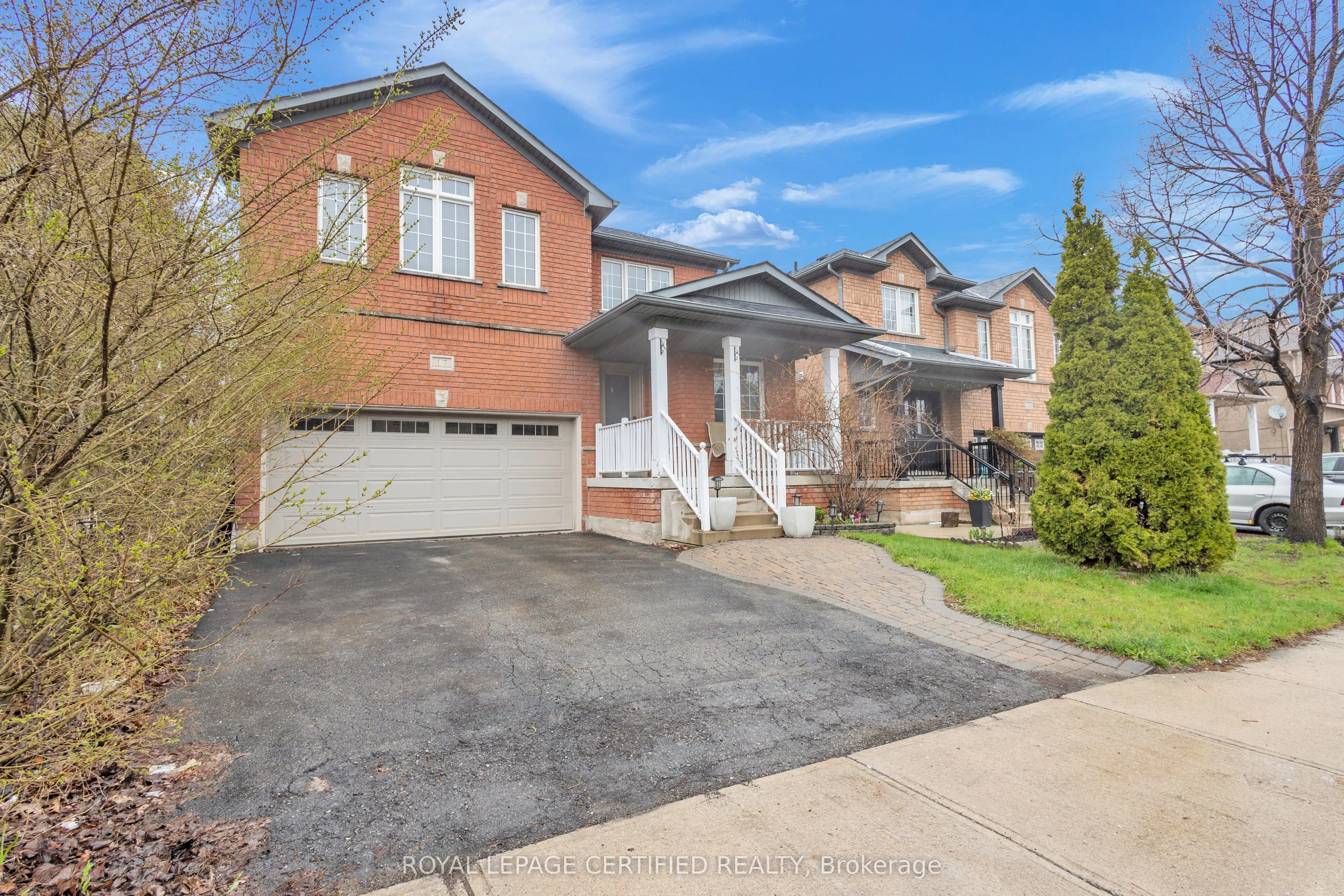 17 Chestermere Crescent
