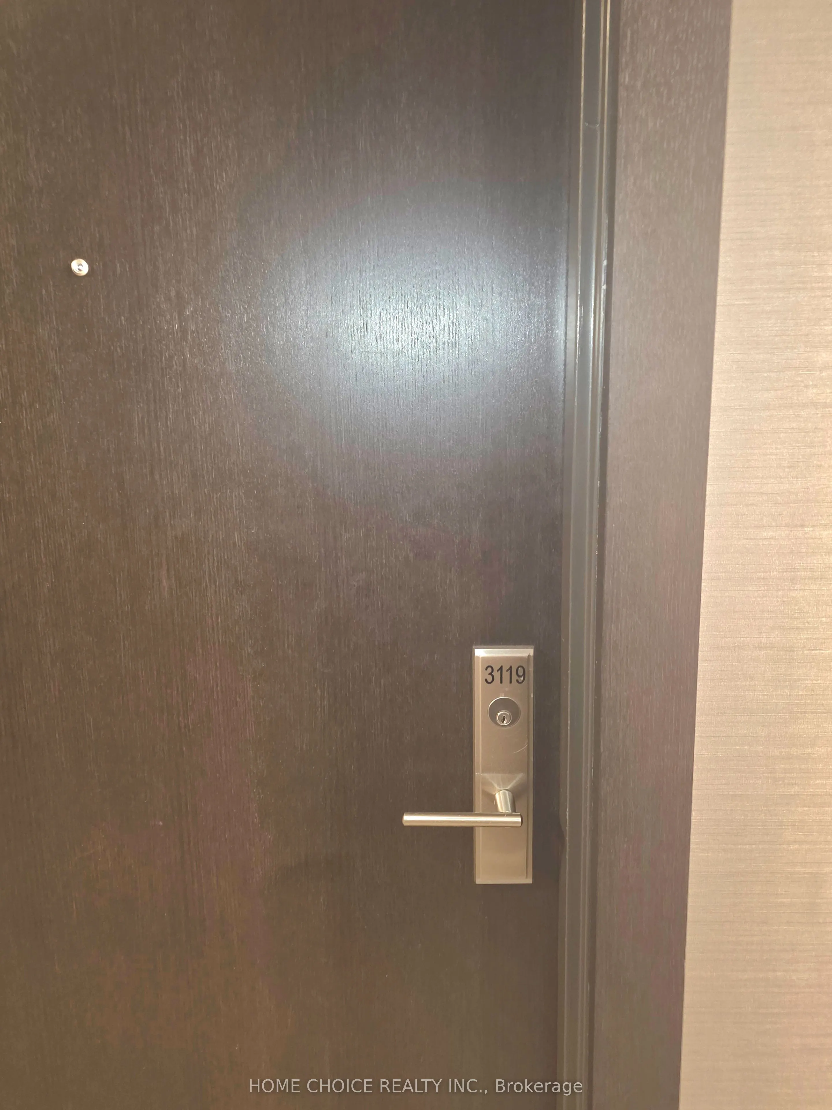 8 Nahani Way E #3119