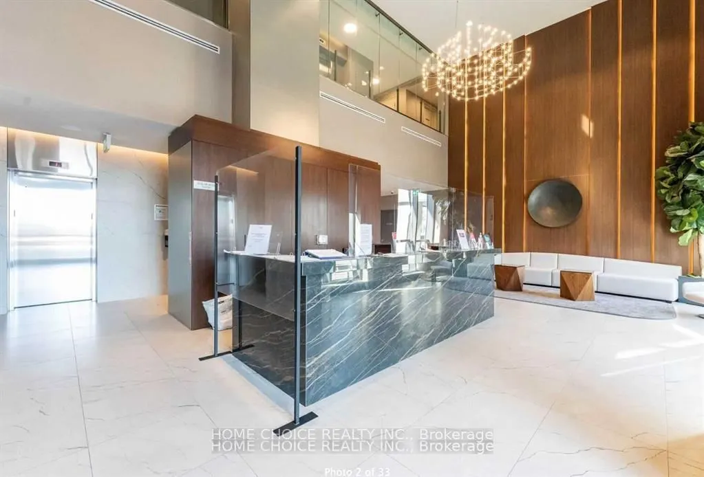 8 Nahani Way E #3119
