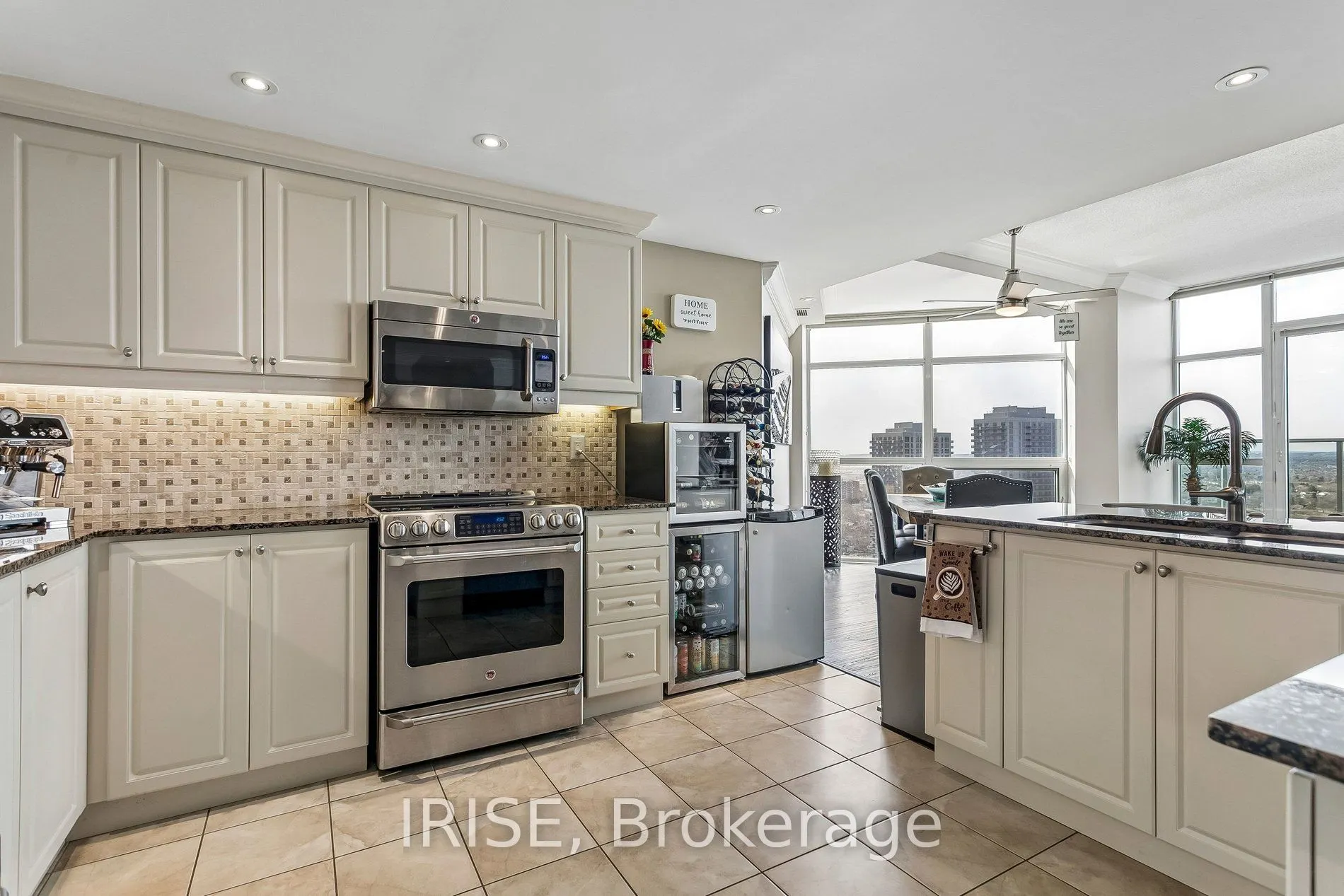 9 George Street #PH01
