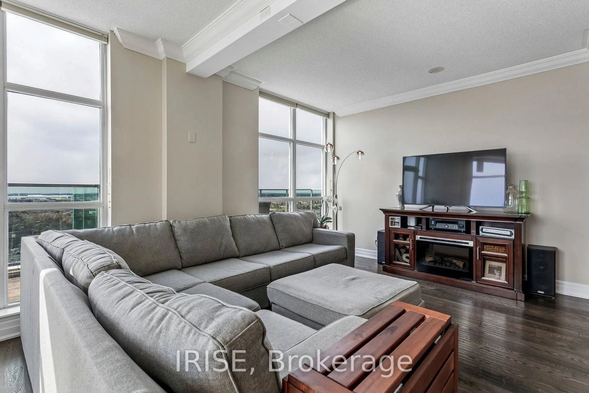 9 George Street #PH01