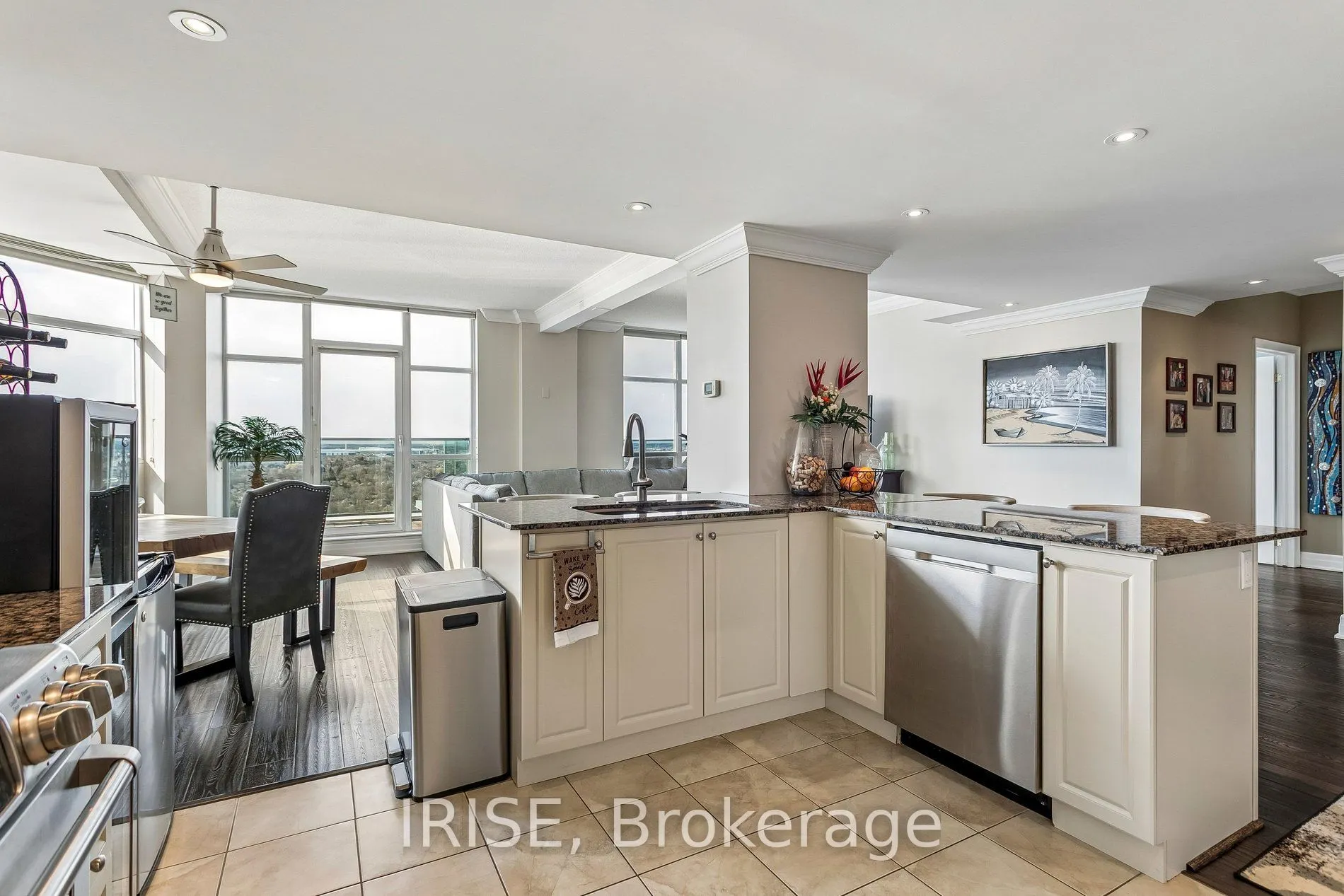 9 George Street #PH01