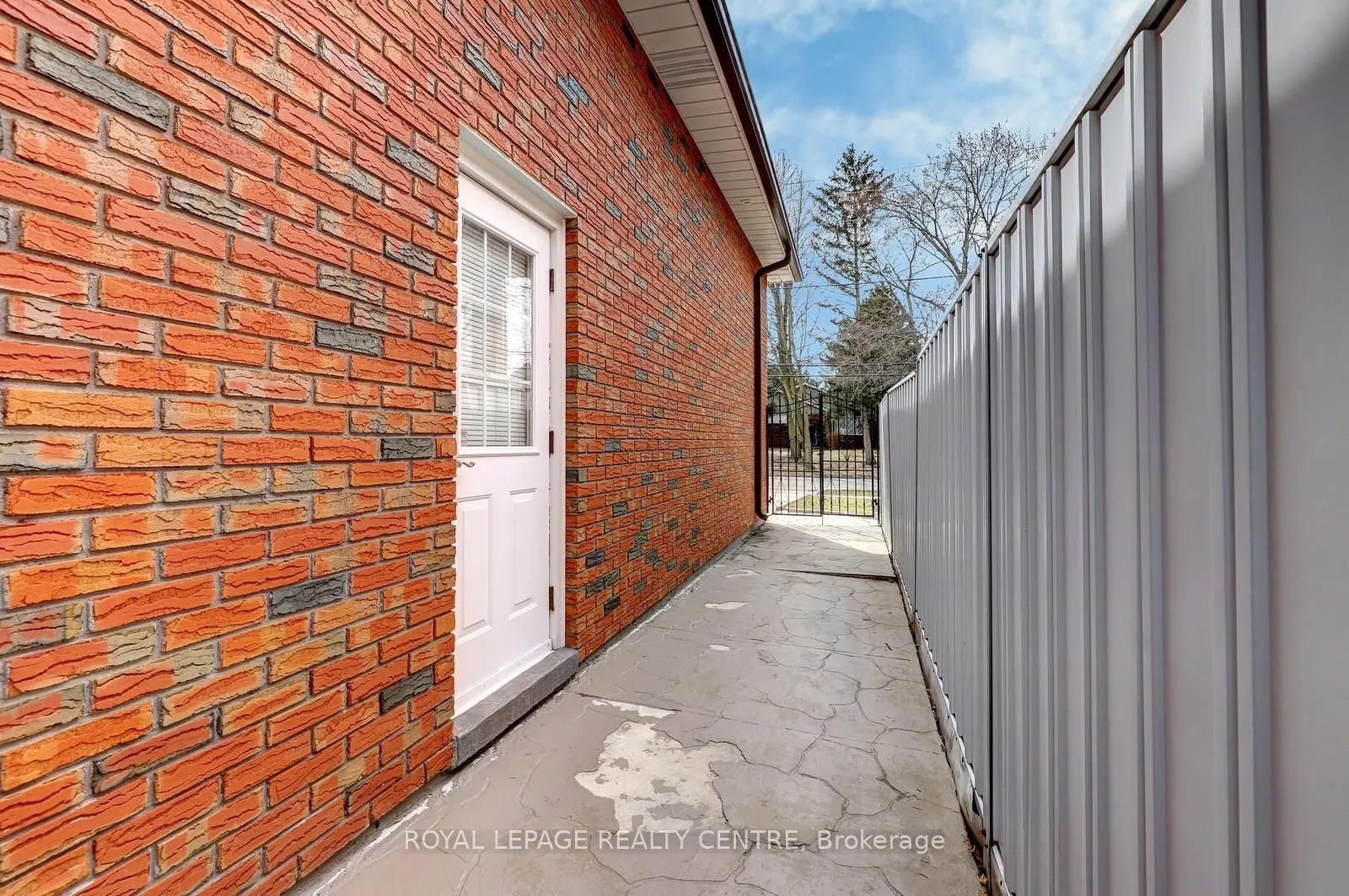 2405 Rosemary Drive