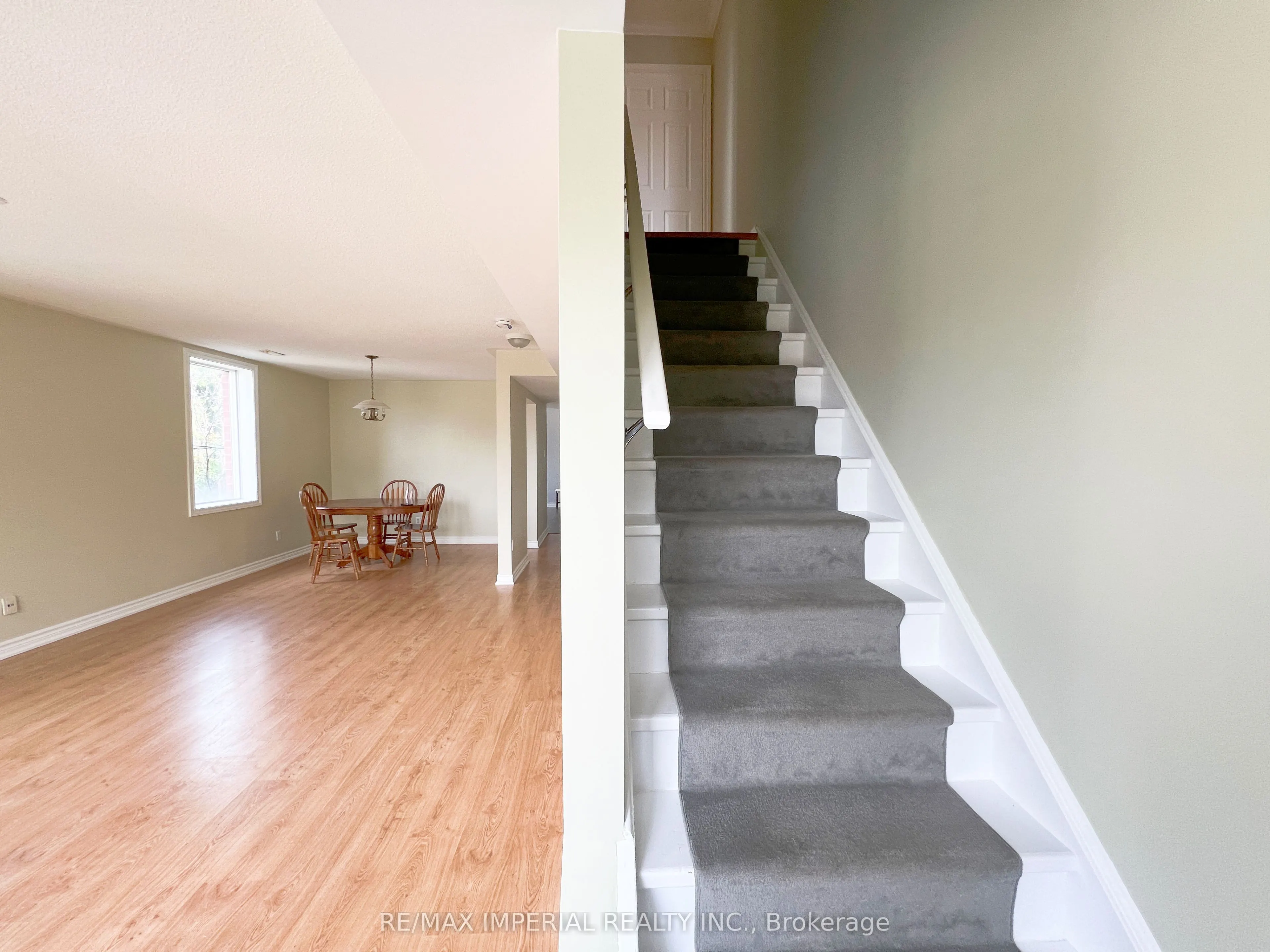 621A The Queensway