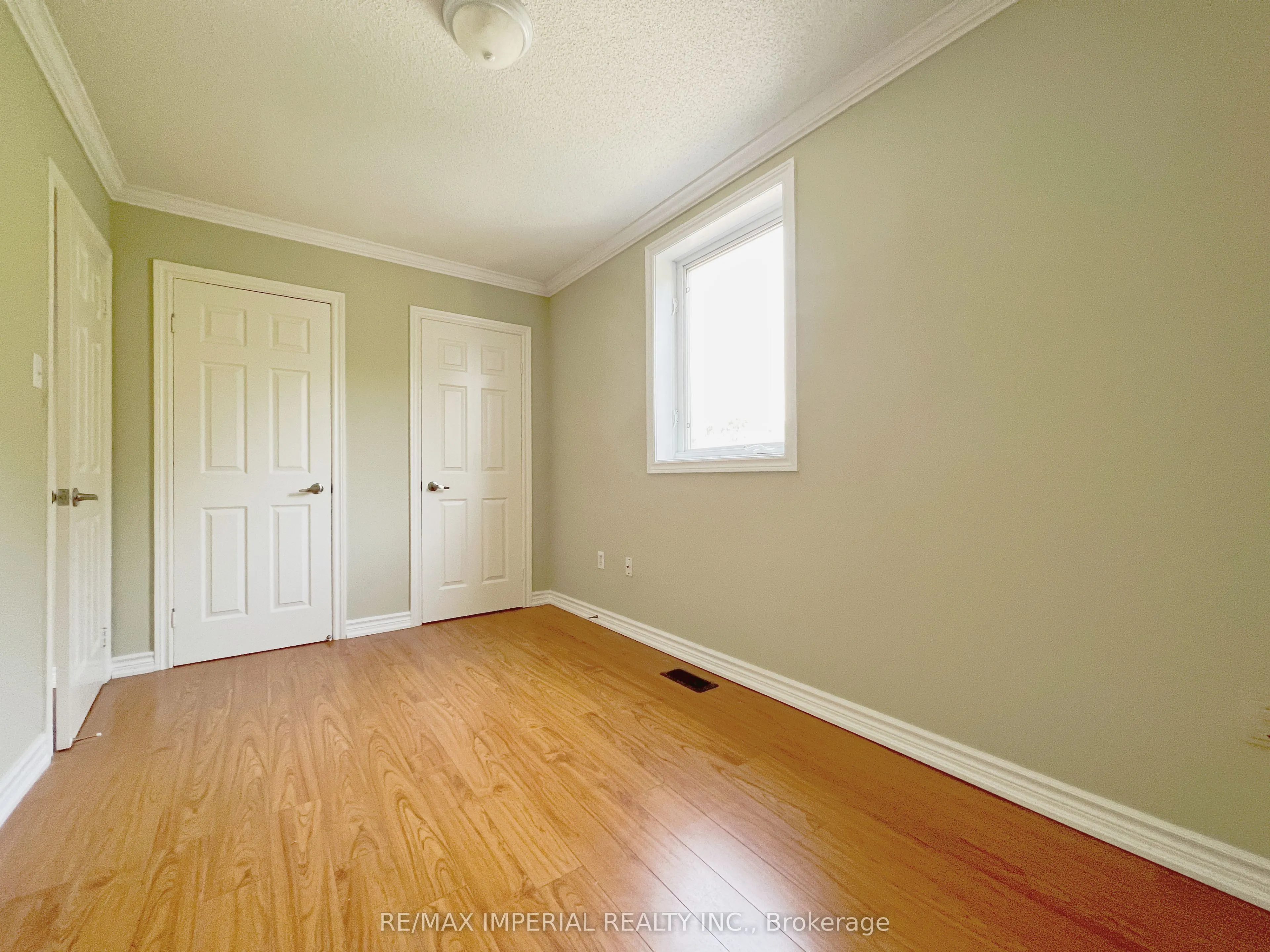 621A The Queensway