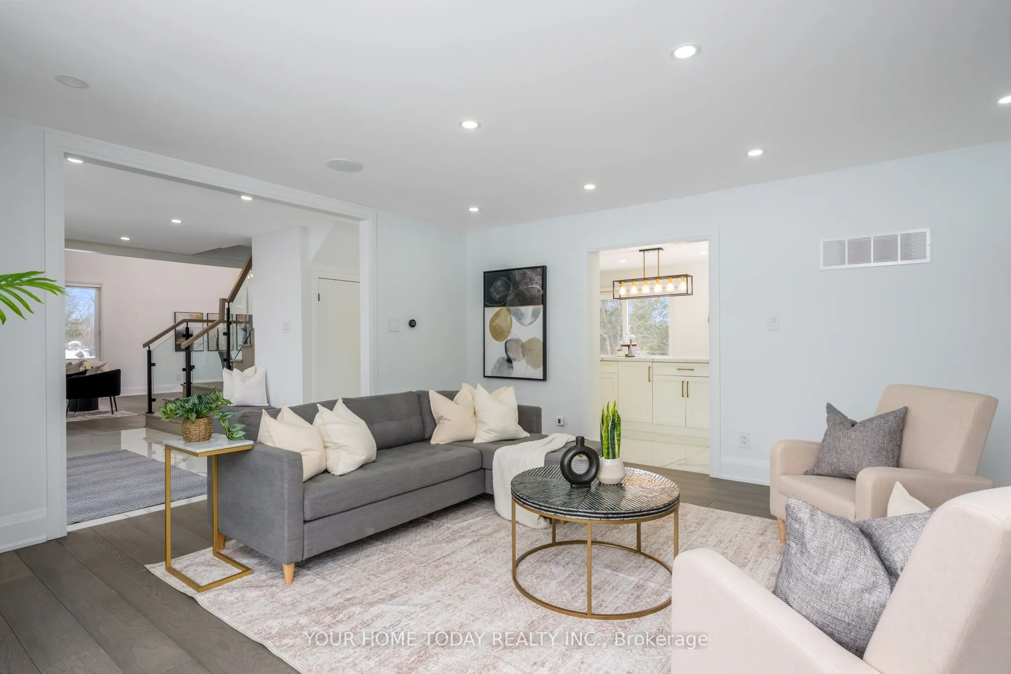 27 Chantelay Crescent