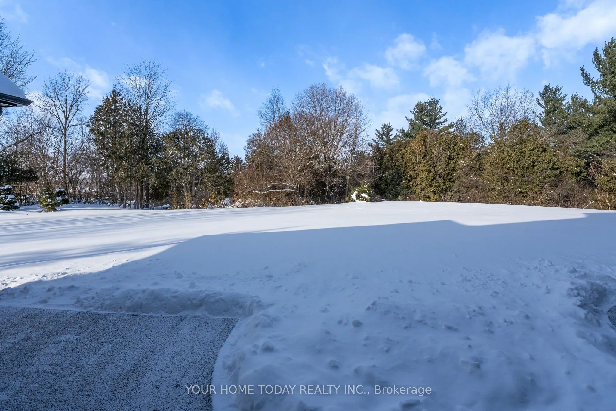 27 Chantelay Crescent