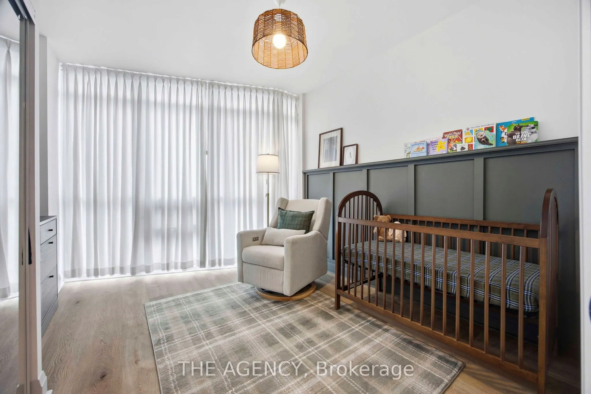 1185 The Queensway #1104