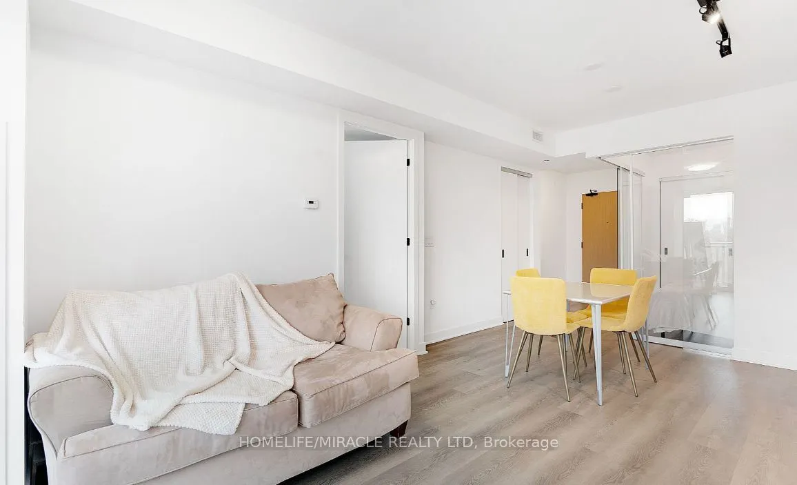 36 Zorra Street #320