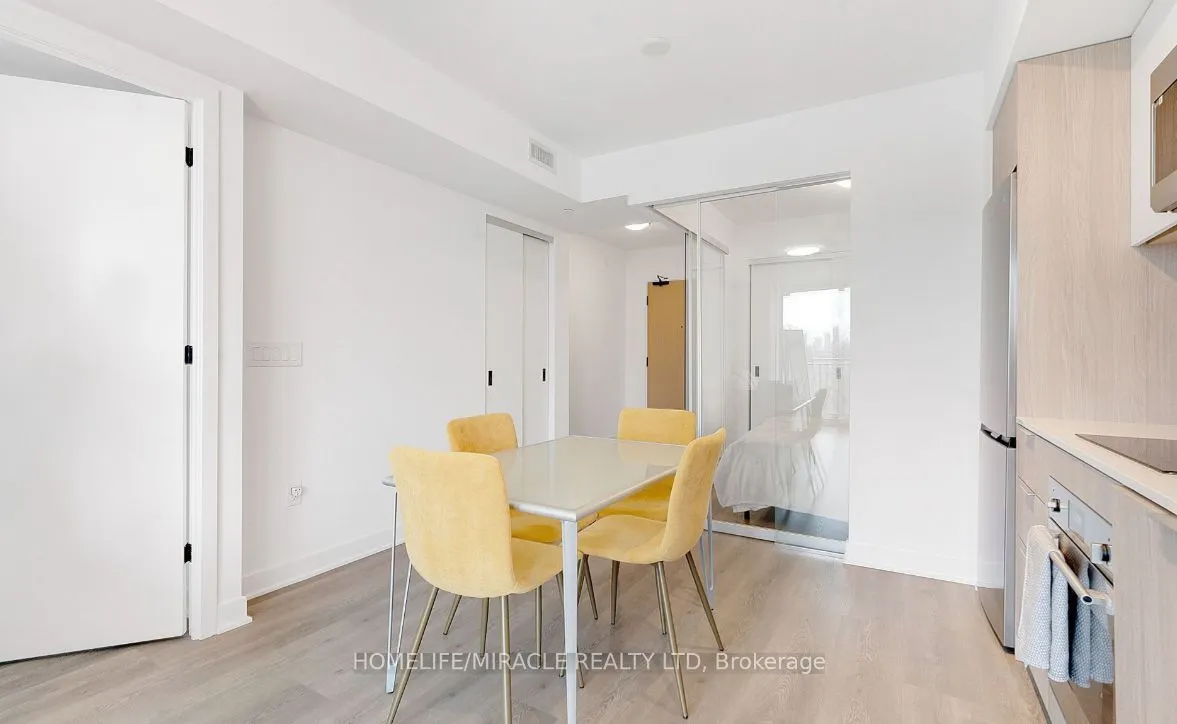 36 Zorra Street #320