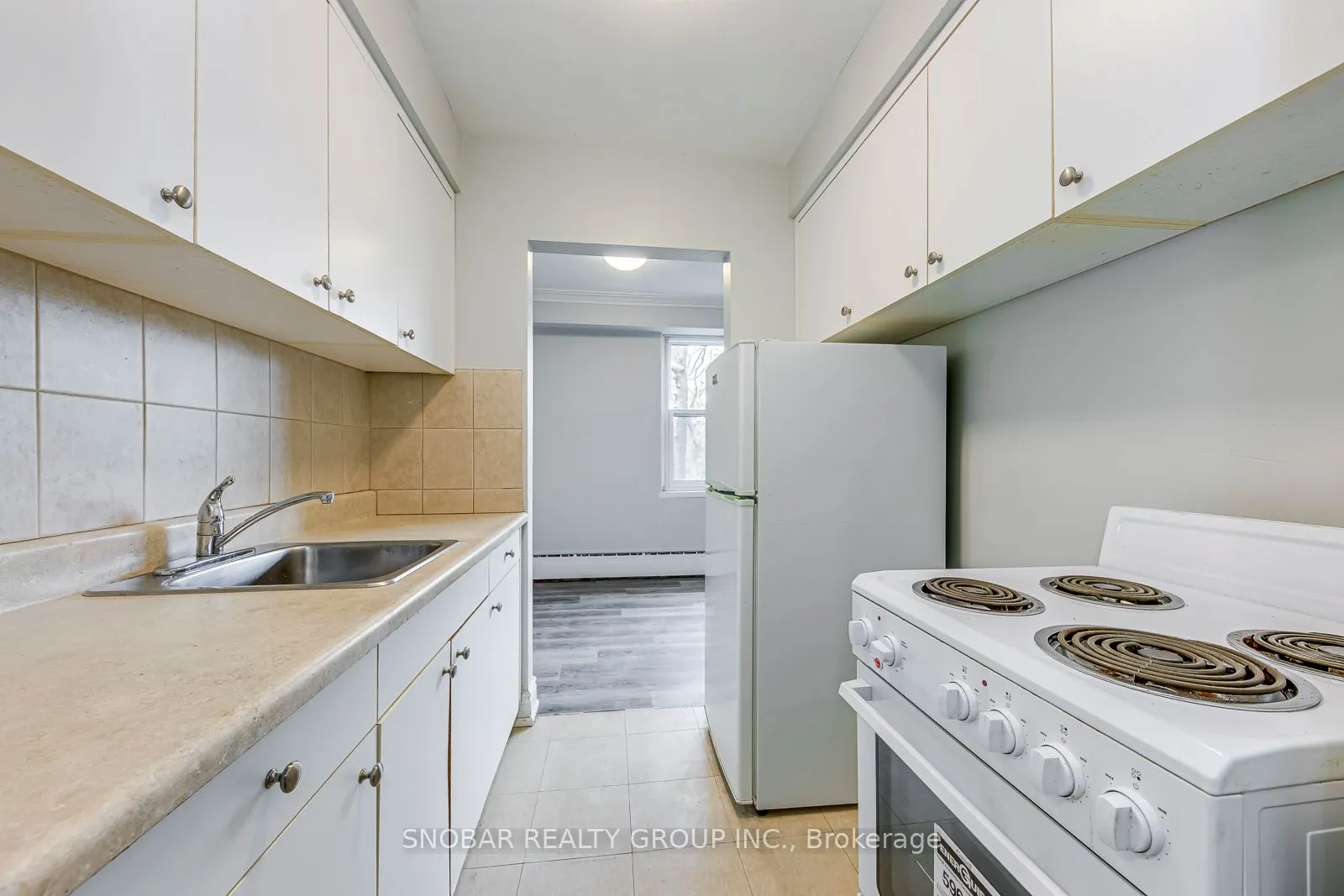 17 Station Road ##11