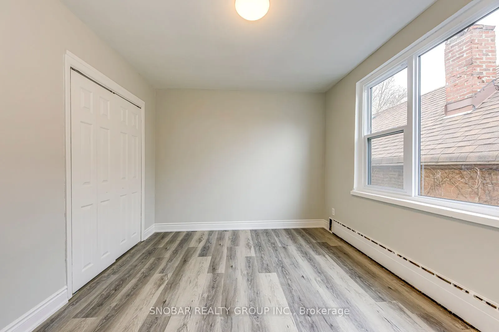 17 Station Road ##11