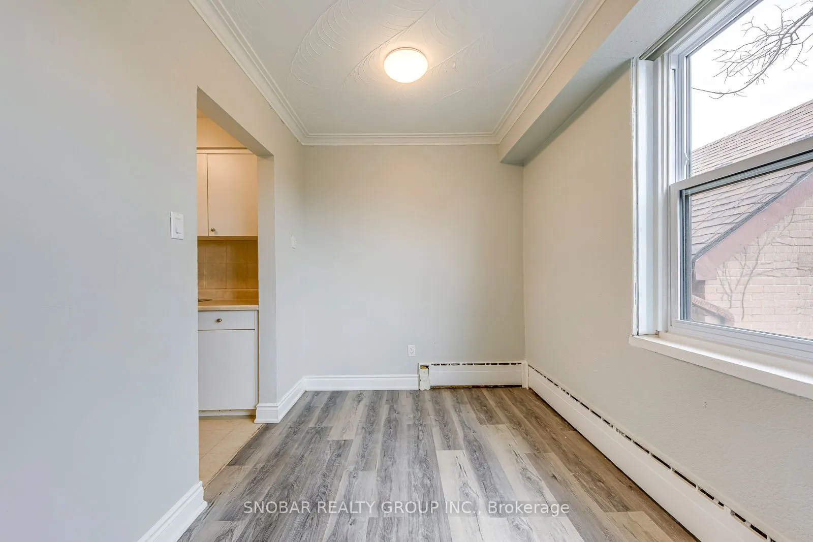 17 Station Road ##11