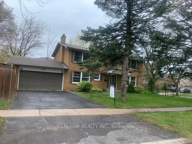 1585 Crombie Road