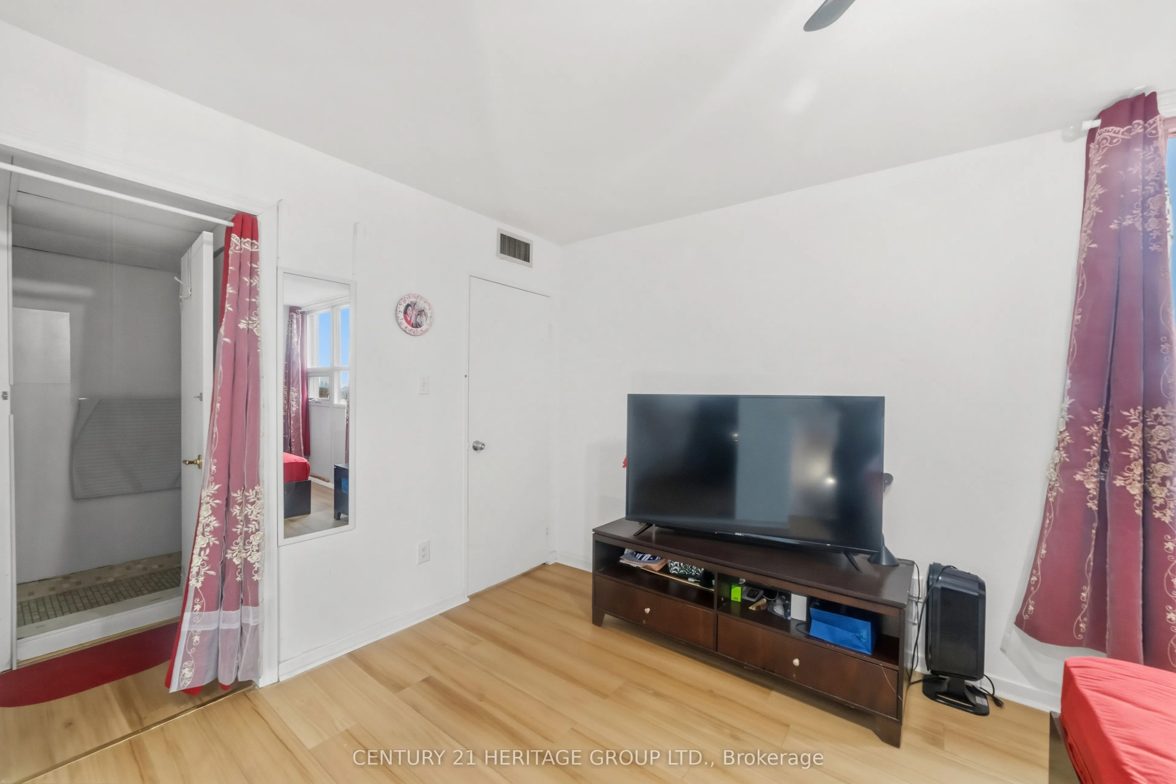 2323 Confederation Parkway #1408