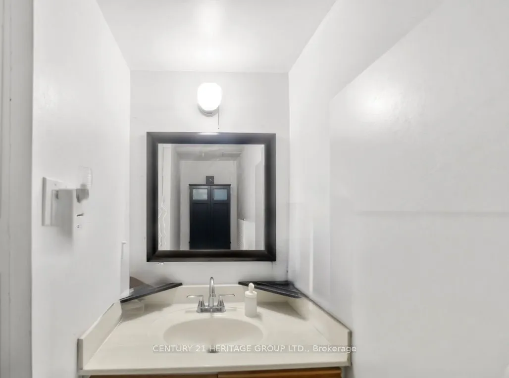 2323 Confederation Parkway #1408