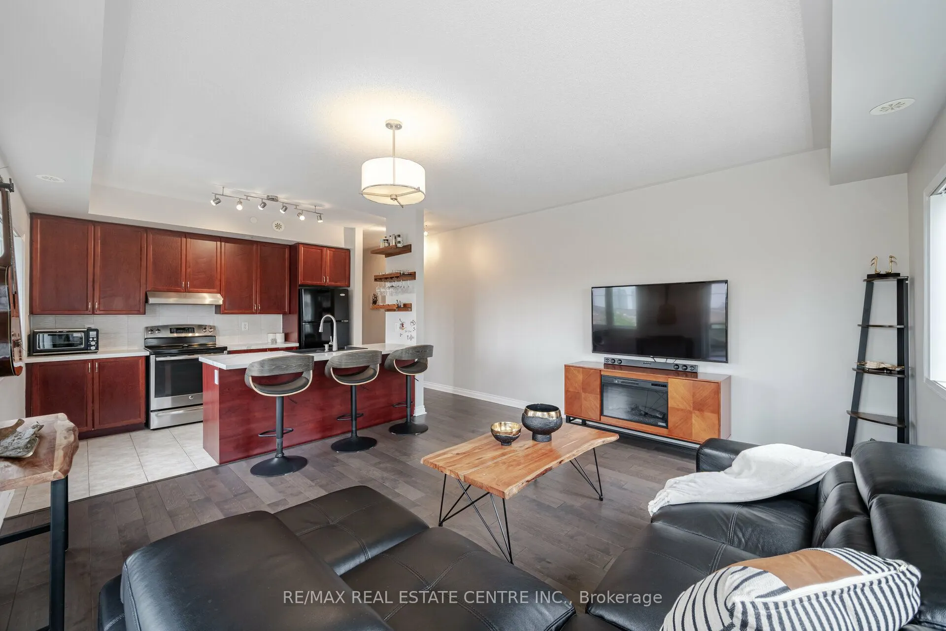 5150 Winston Churchill Boulevard #305