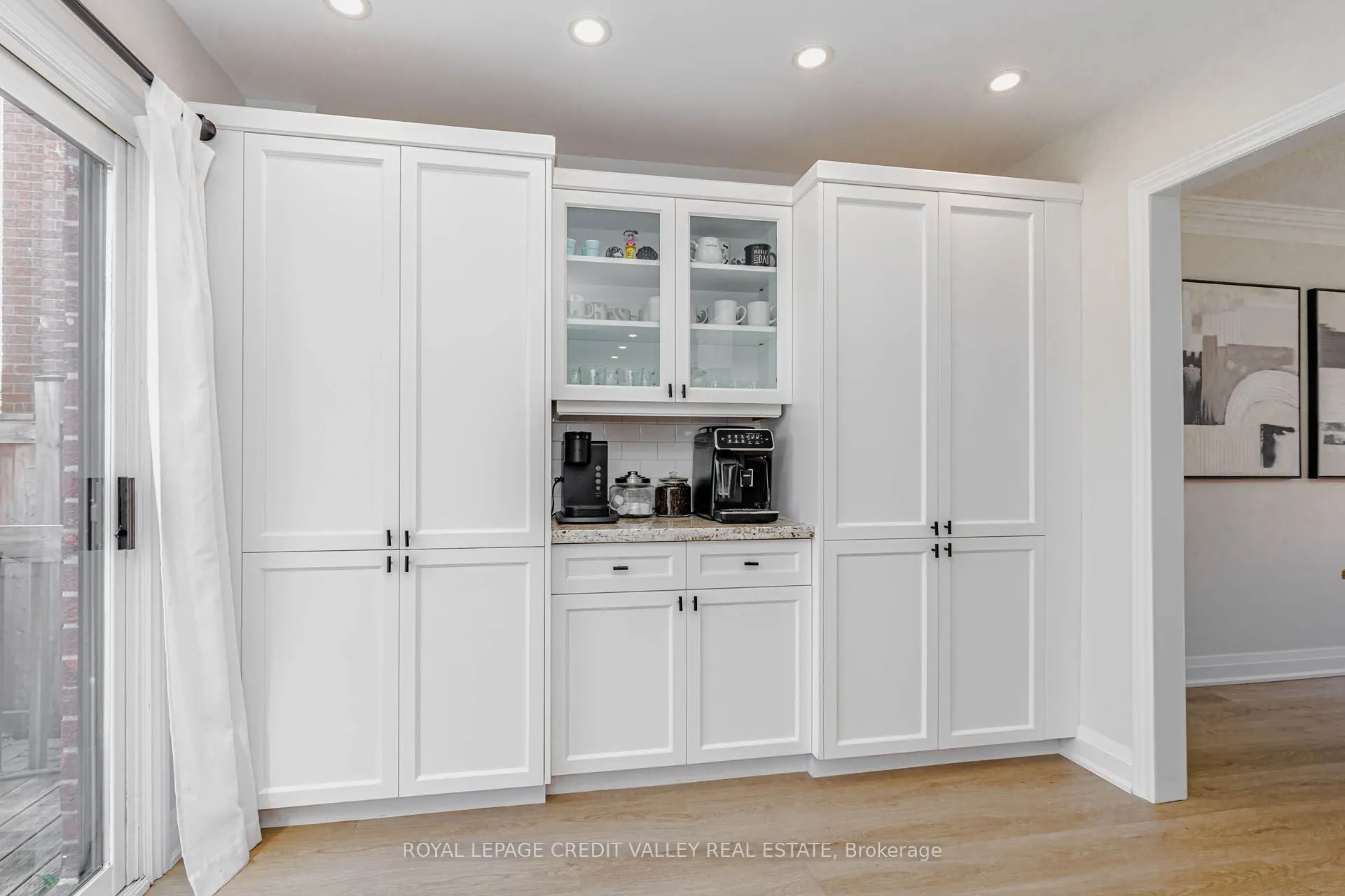 85 Derose Avenue