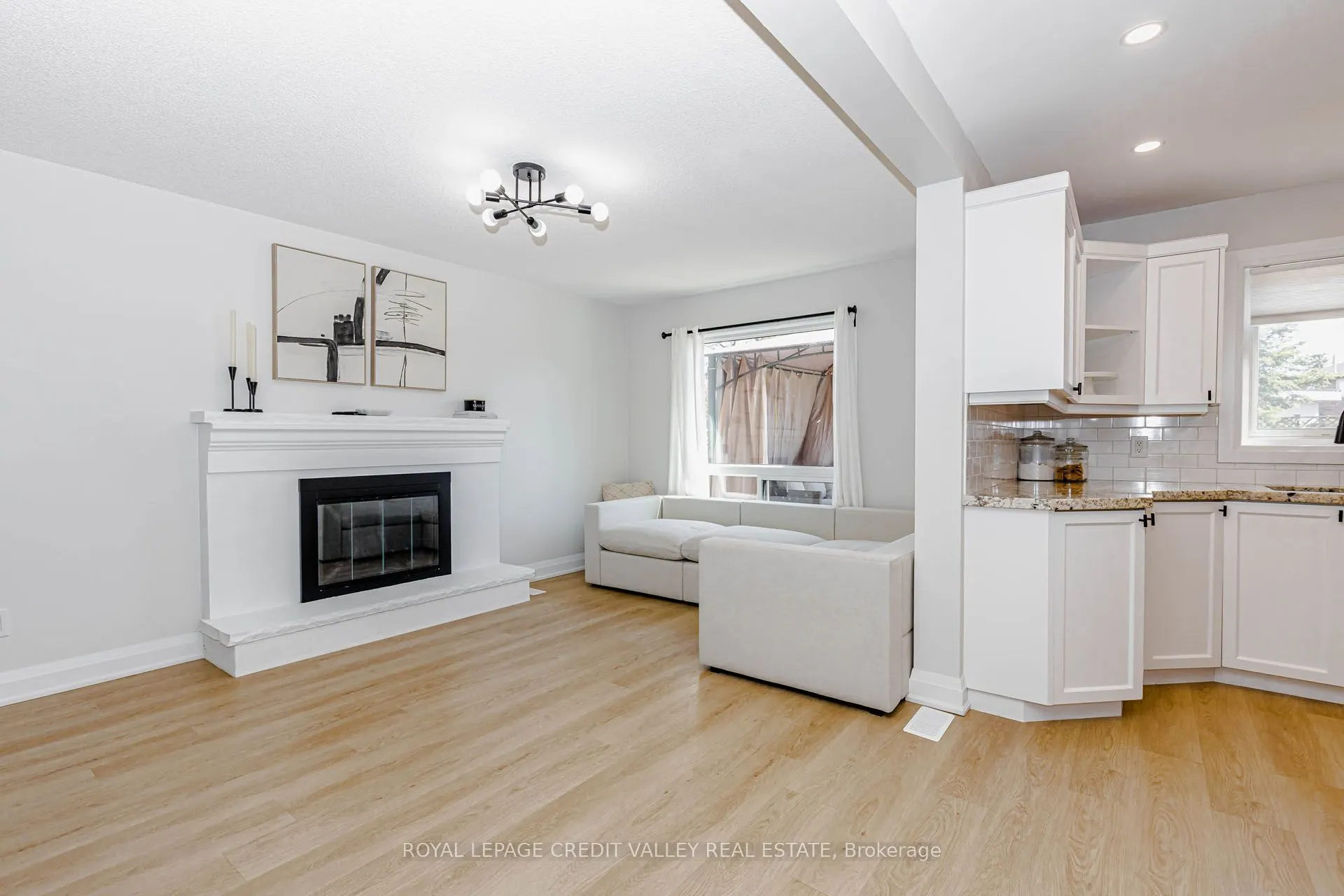 85 Derose Avenue