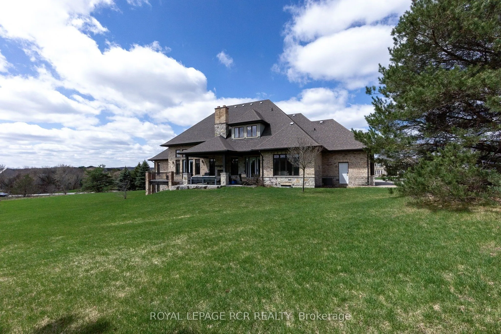 7 Proctor Avenue