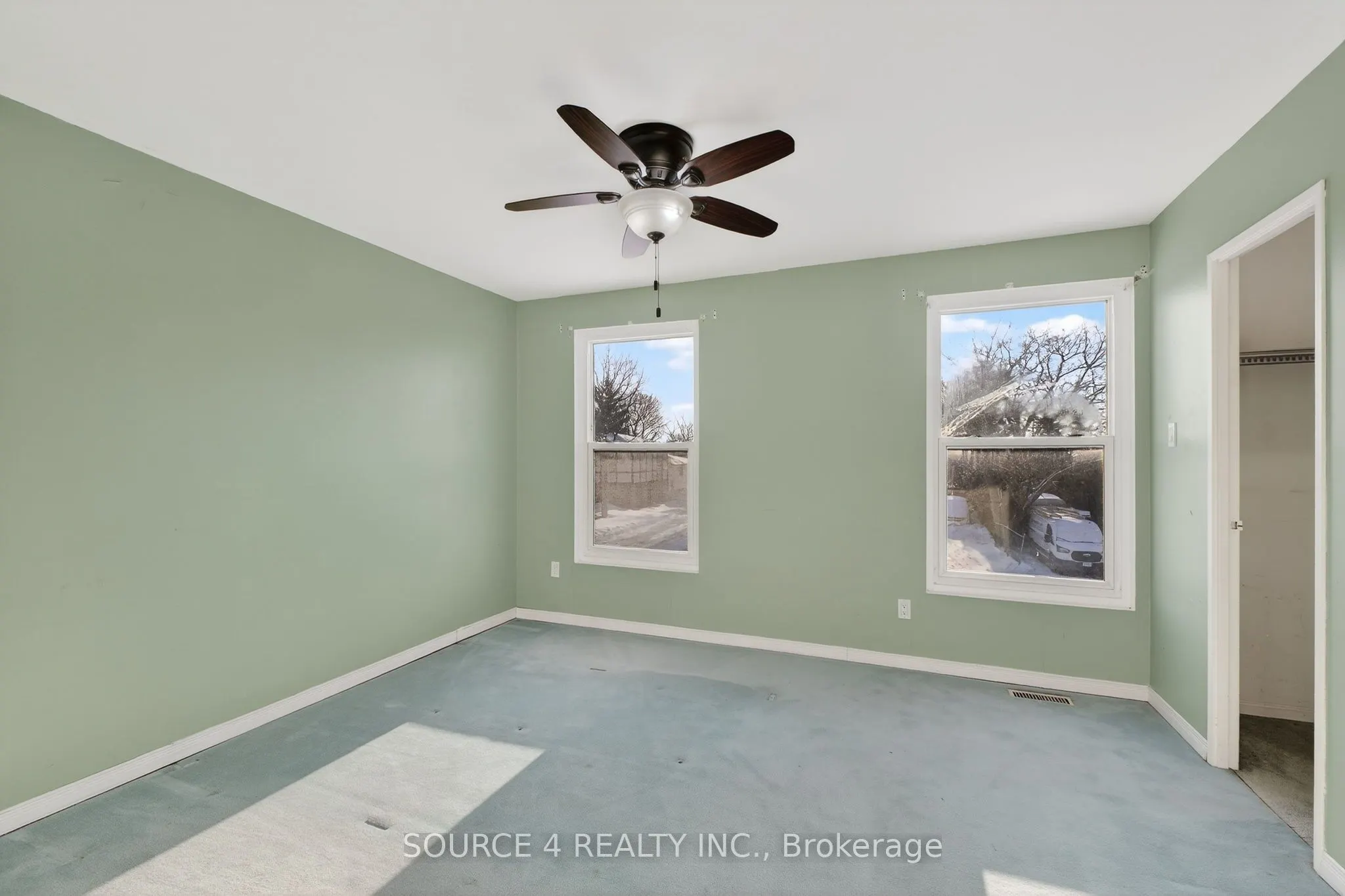 70 Griselda Crescent
