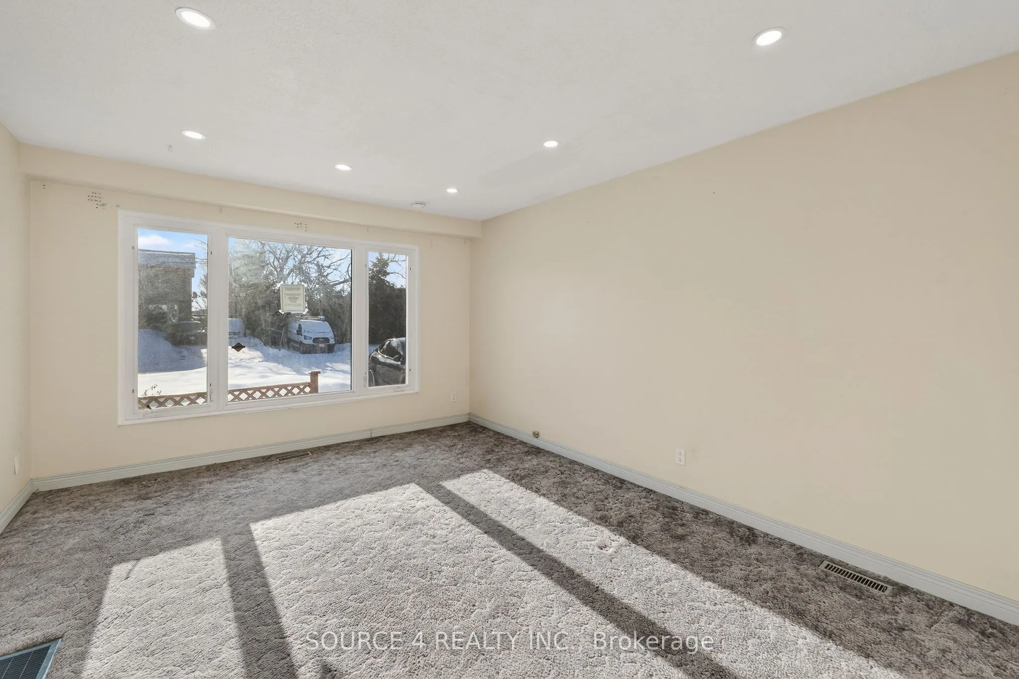 70 Griselda Crescent