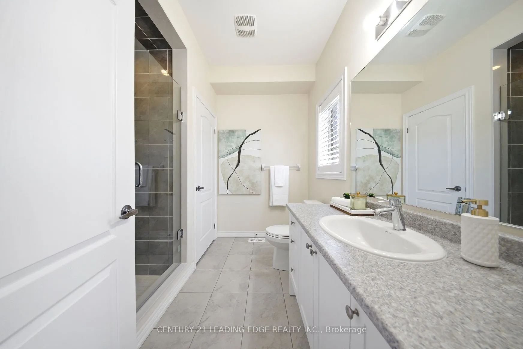 35 Lobelia Street #4