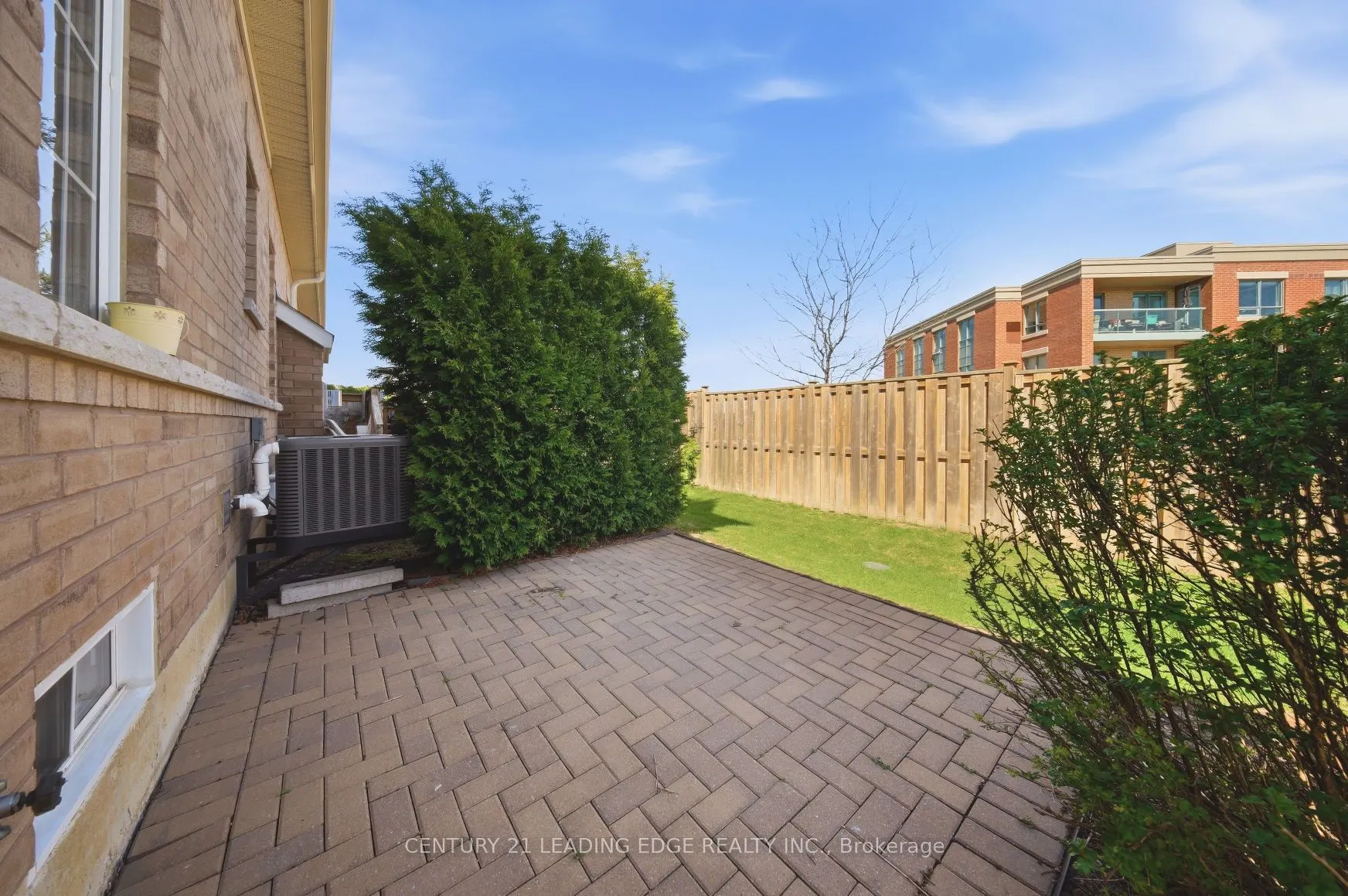 35 Lobelia Street #4