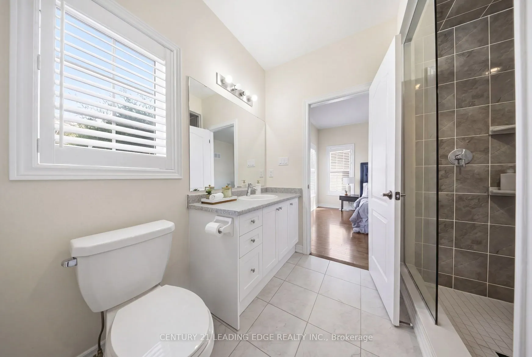 35 Lobelia Street #4