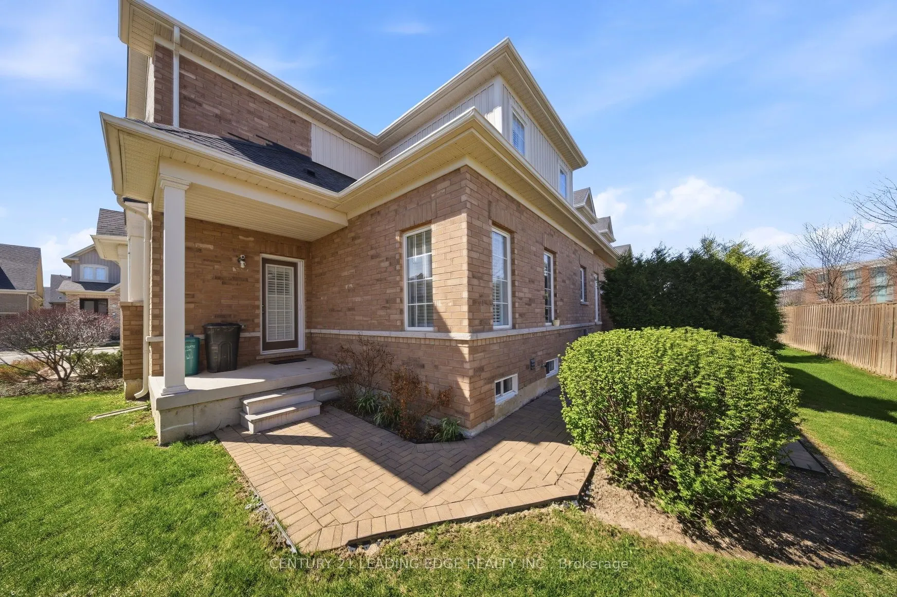35 Lobelia Street #4
