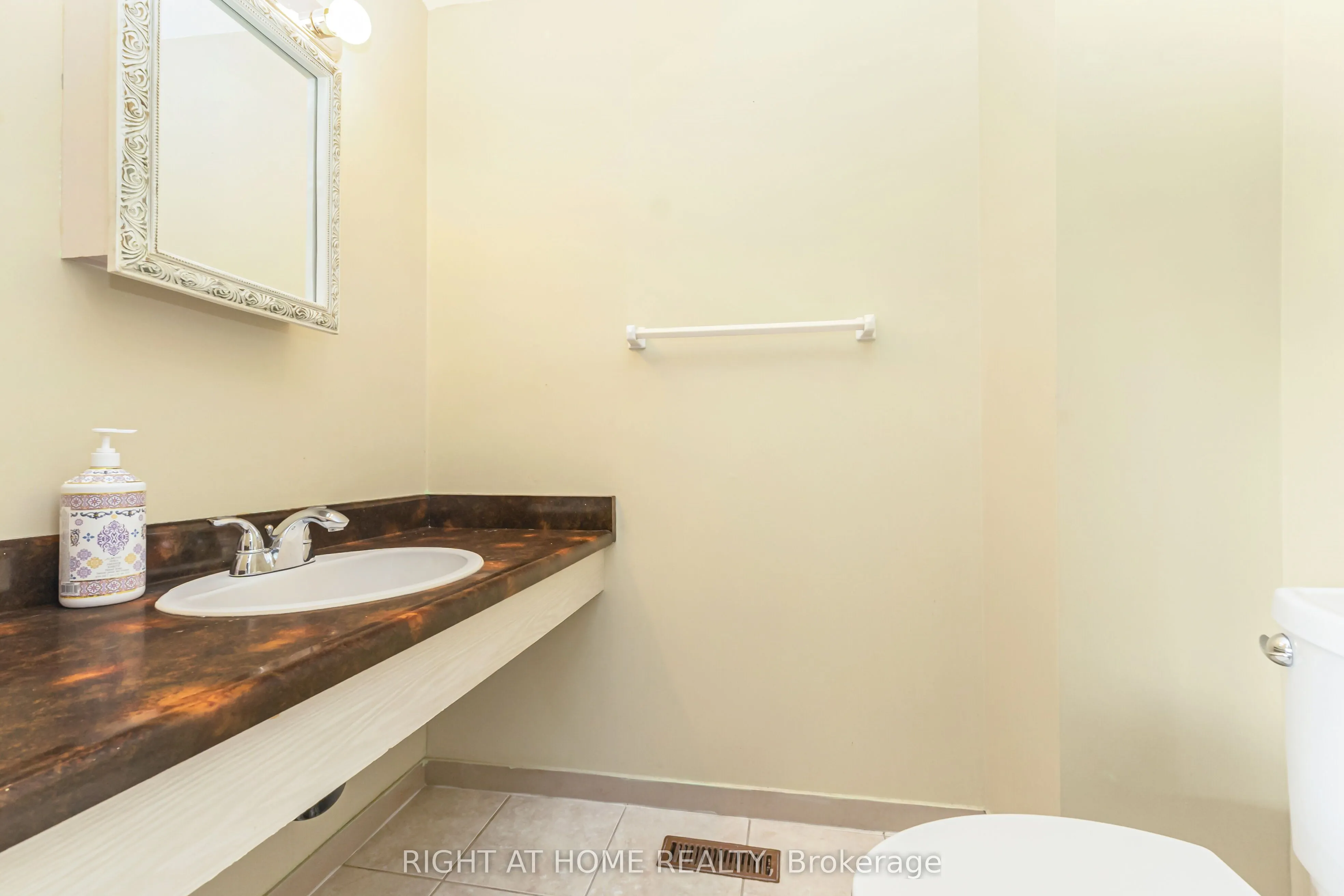 4165 Fieldgate Drive #9