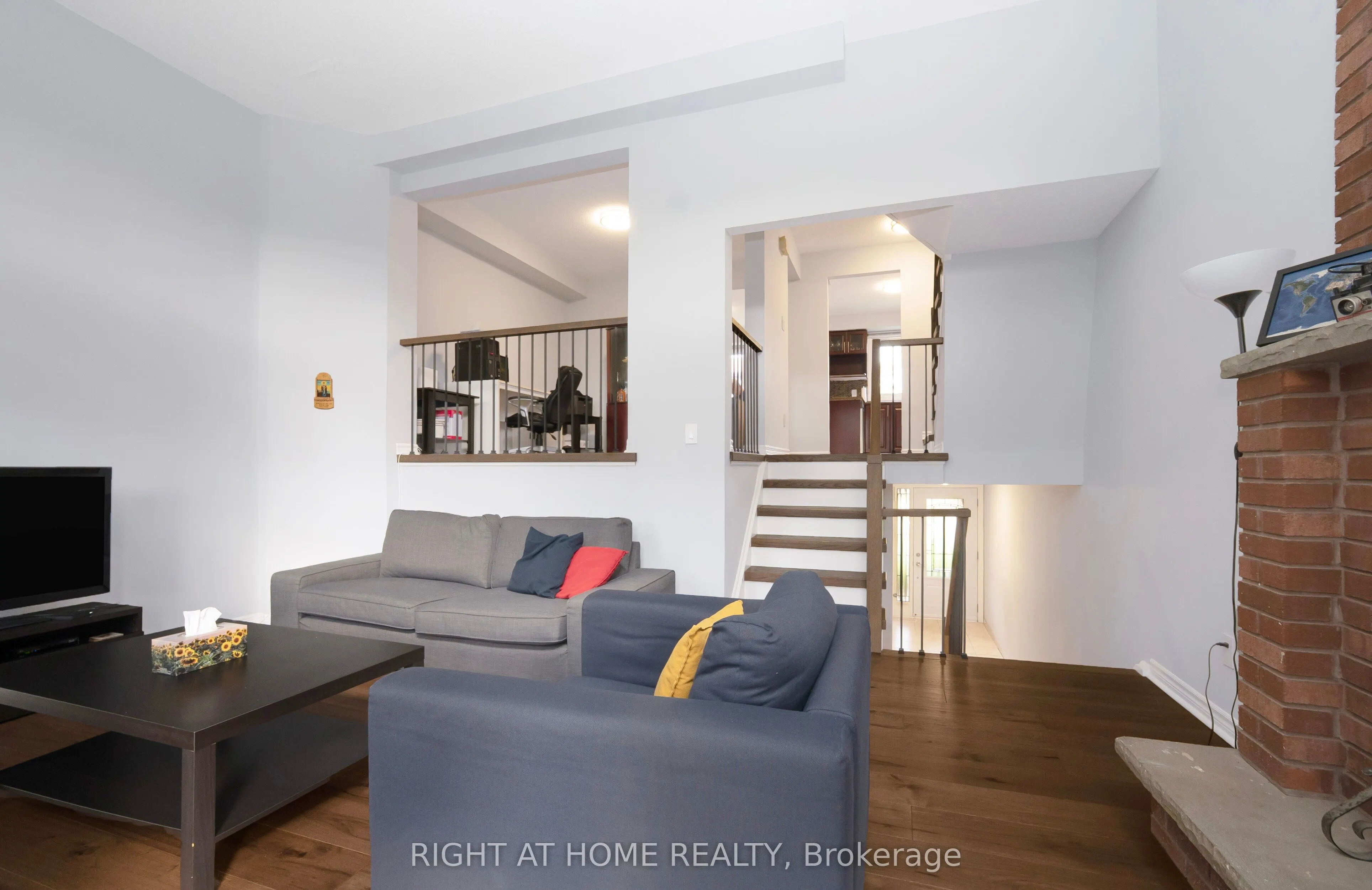 4165 Fieldgate Drive #9