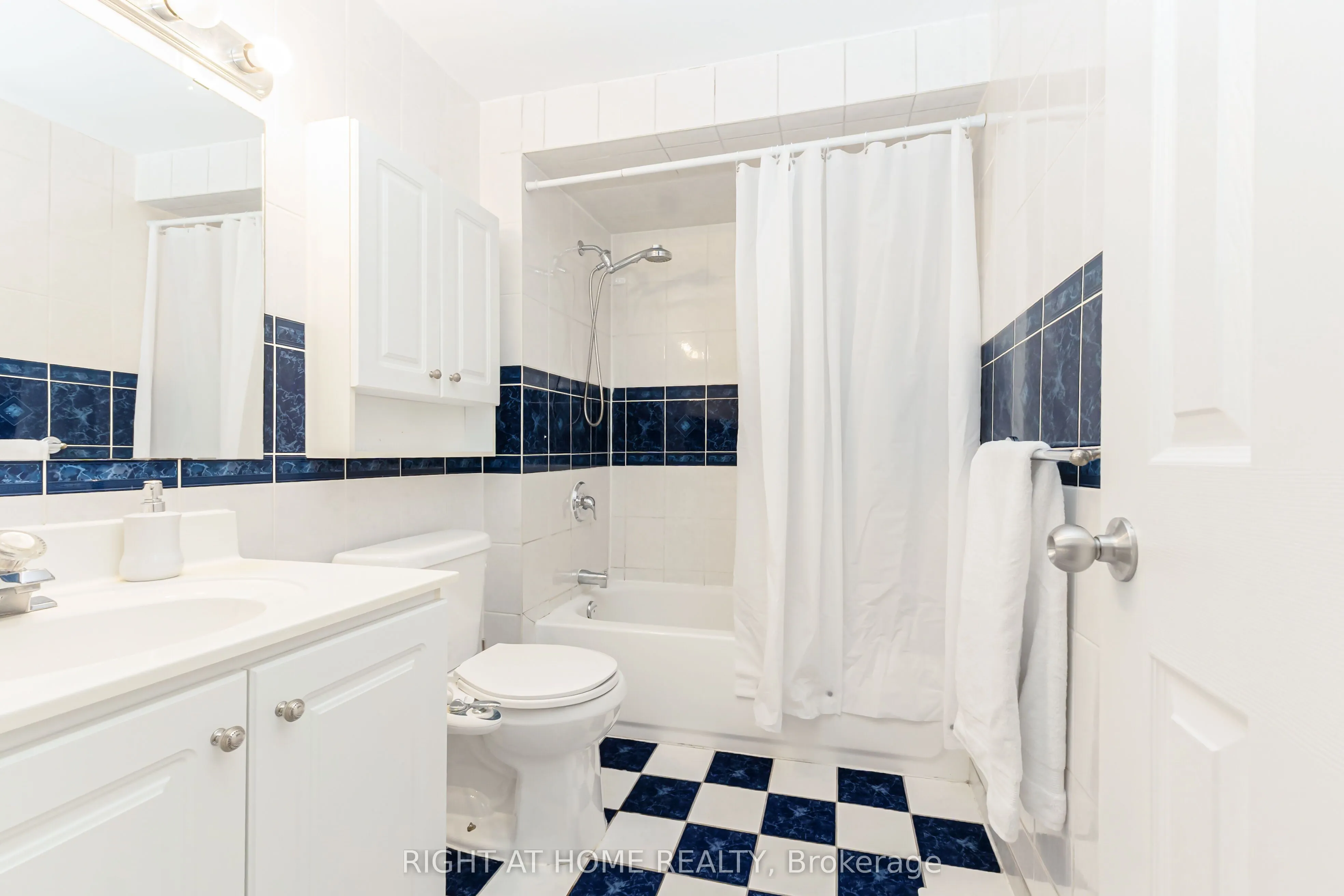 4165 Fieldgate Drive #9