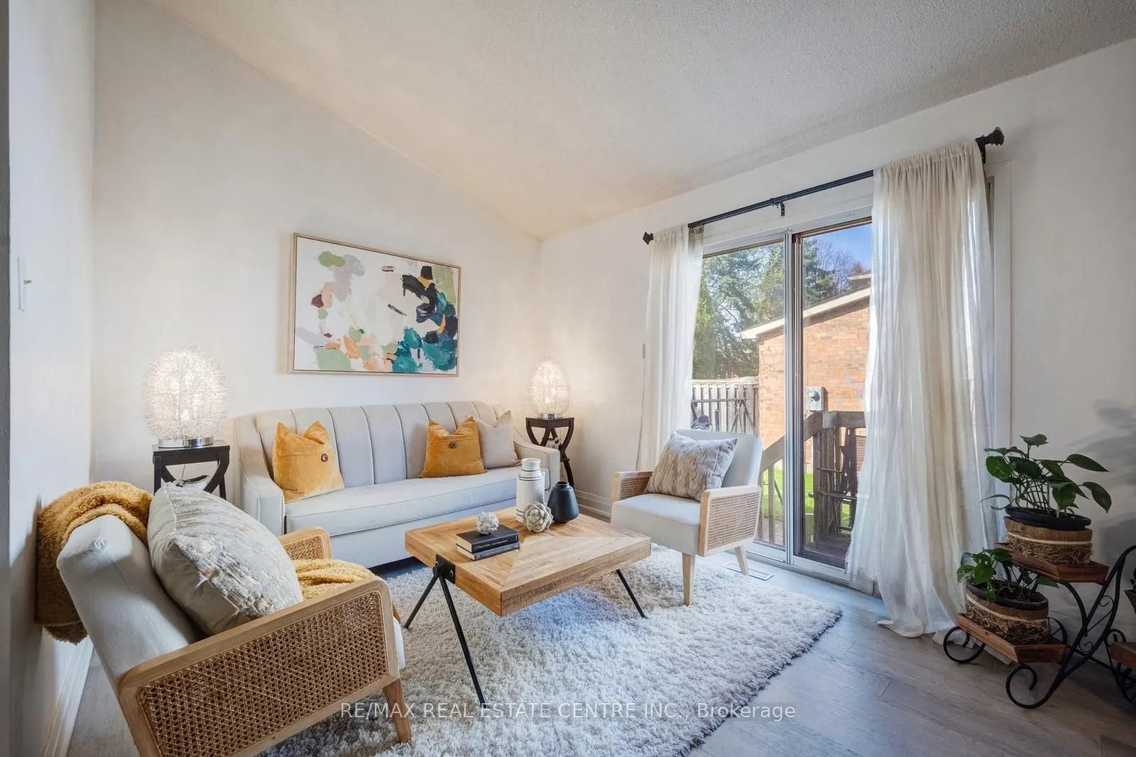 5020 Delaware Drive #25